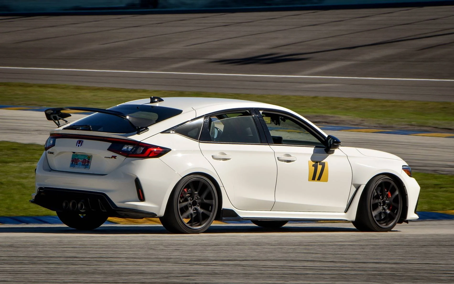 11th Gen Honda Civic Club-Version FL5 Civic Type R Build Thread IMG_3171