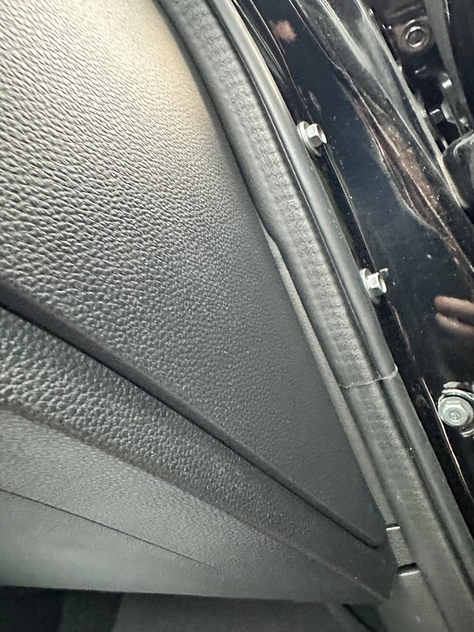 11th Gen Honda Civic Can anyone take a picture of the passenger side dash/door seal area? IMG_3282