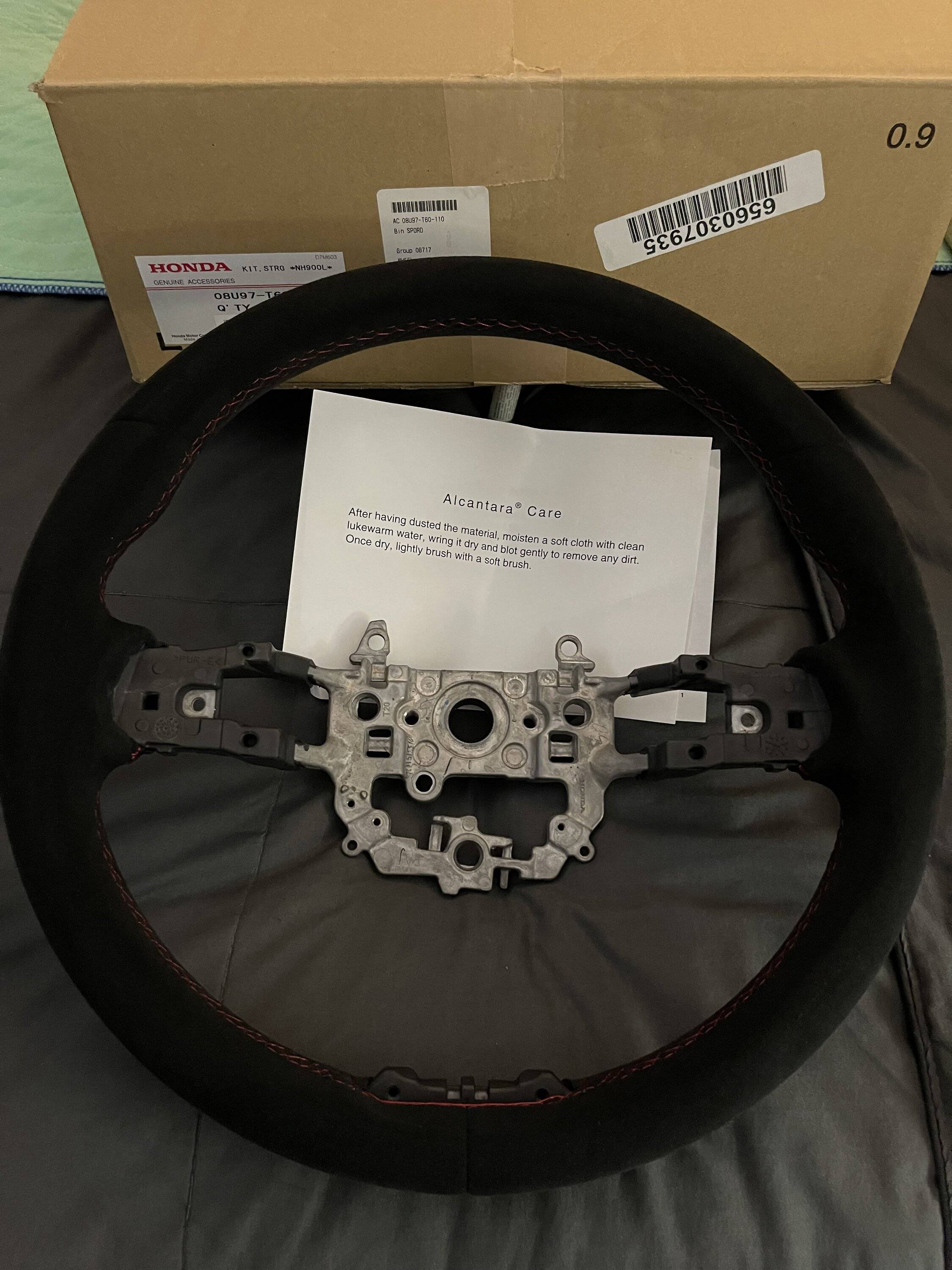 11th Gen Honda Civic SOLD- Oem Honda/Acura Alcantara Steering Wheel IMG_3427