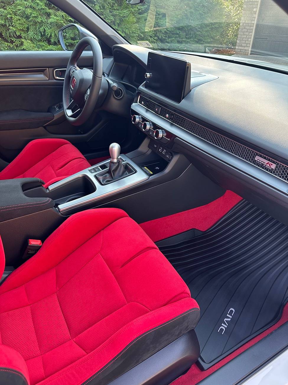 11th Gen Honda Civic SOLD: 2024 Honda Civic Type R in Championship White With Just 385 Miles IMG_3439