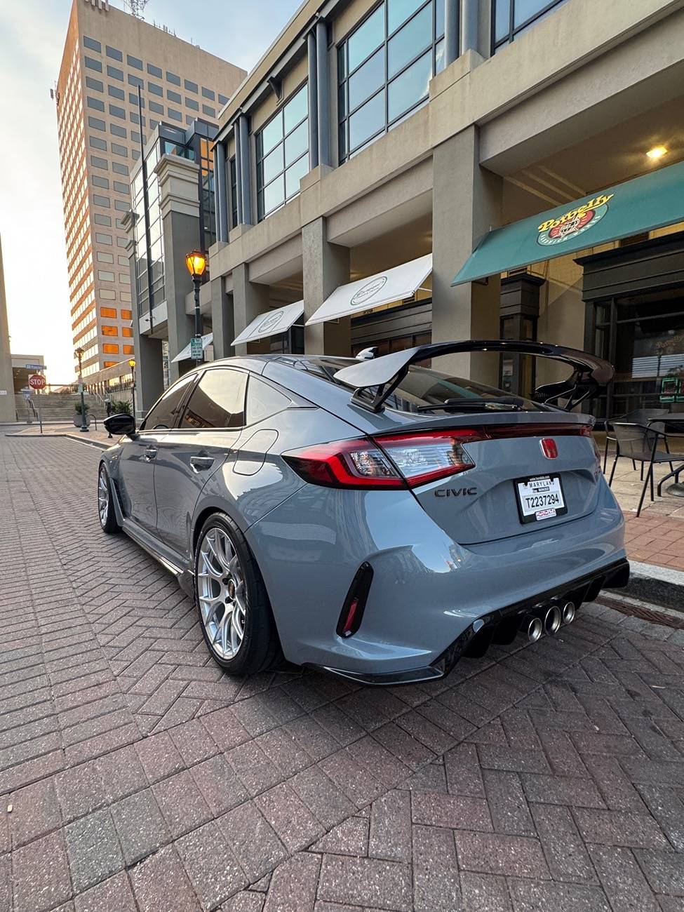 11th Gen Honda Civic Official SONIC GRAY PEARL FL5 Type R Photos Thread IMG_3728