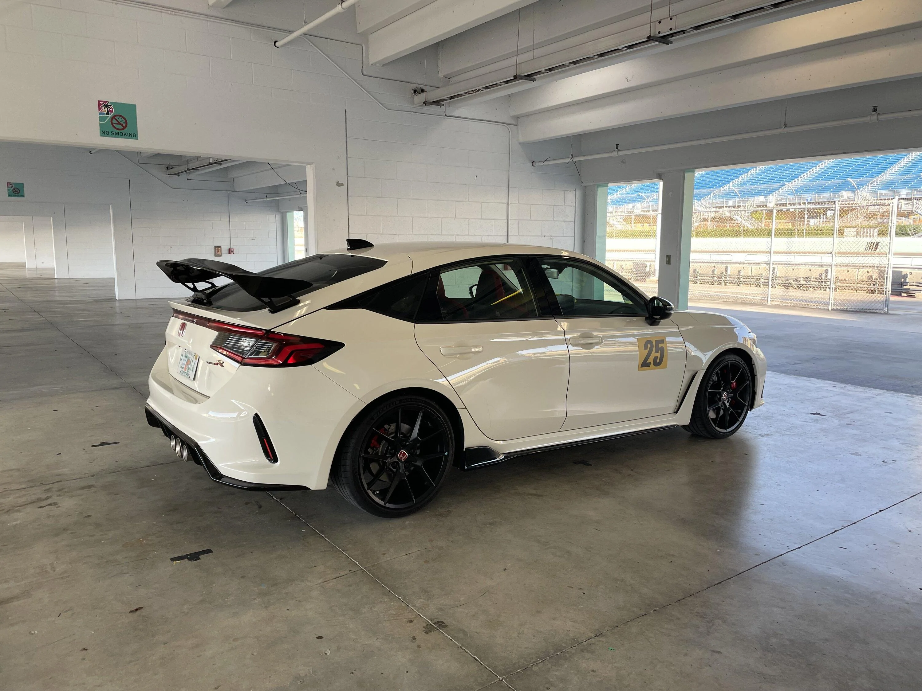 11th Gen Honda Civic Still Getting Adjusted to FWD | Homestead Miami Speedway Open Track Day IMG_3899