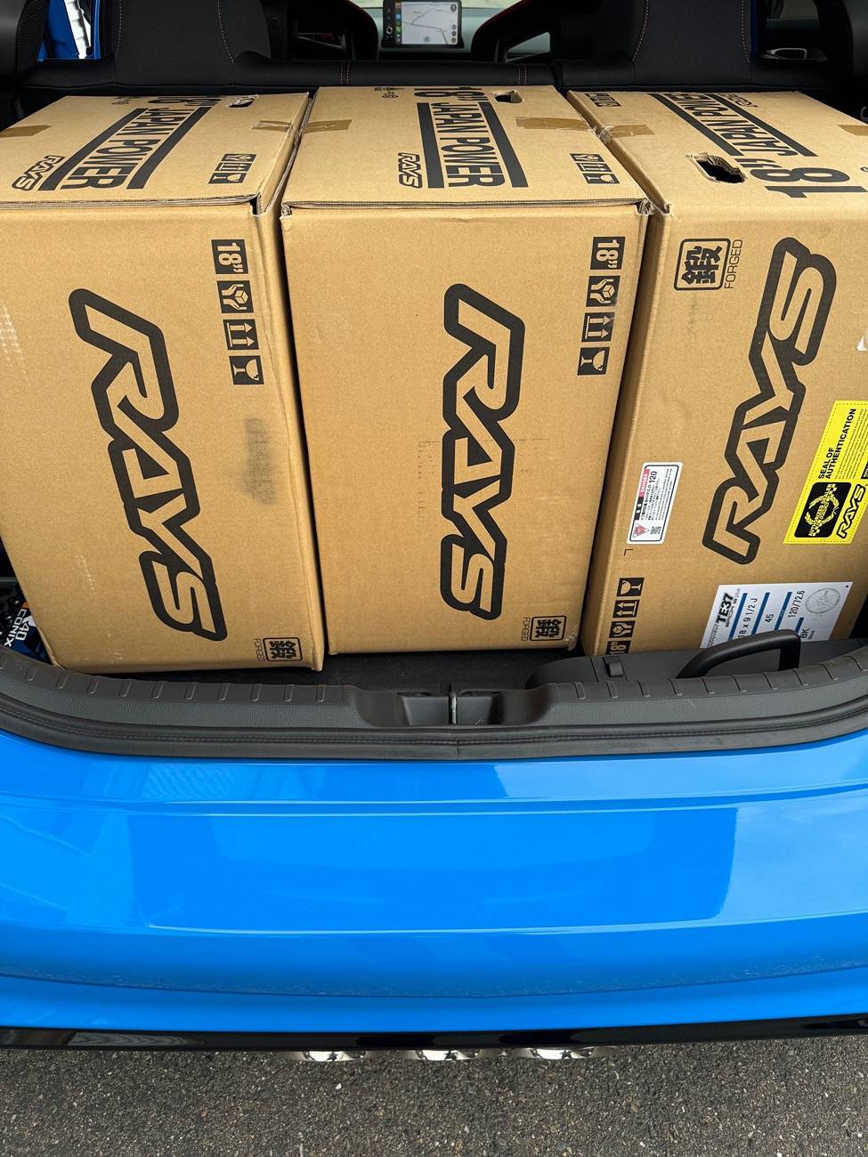 11th Gen Honda Civic Official BOOST BLUE FL5 Type R Photos Thread IMG_4101