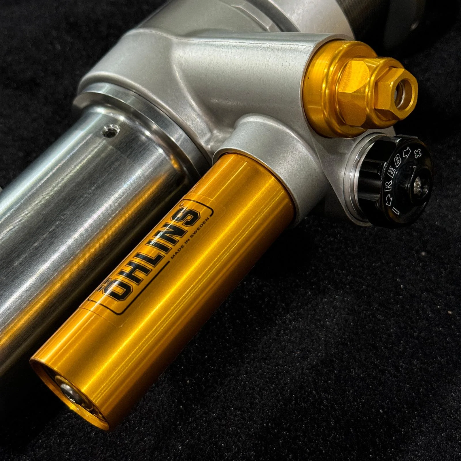 11th Gen Honda Civic Ohlins TTX fo FL5 IMG_4153