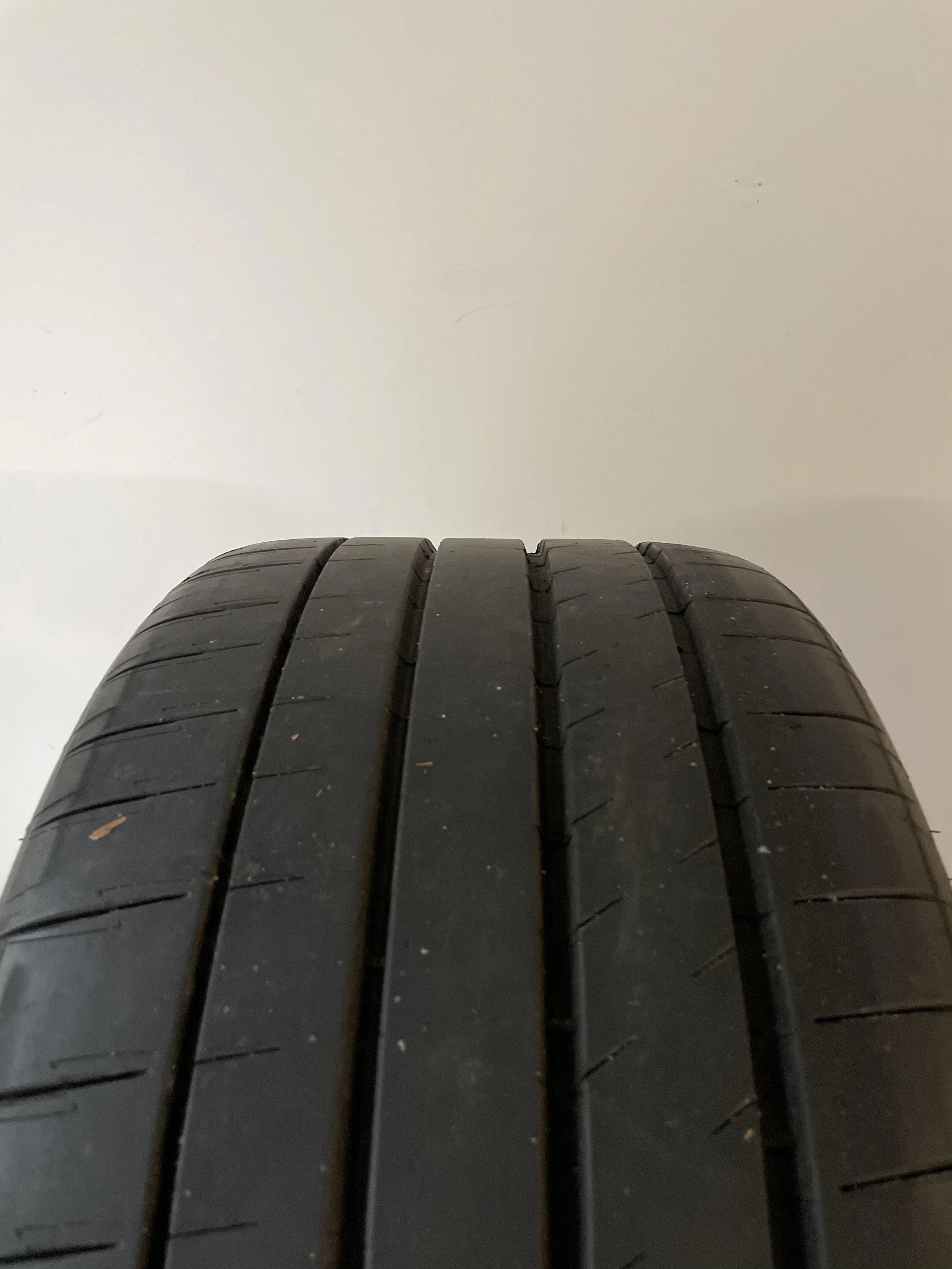11th Gen Honda Civic OEM FL5 Tires - Pilot Sport 4 S 265/30/19 - Used for 1600 Miles IMG_4170