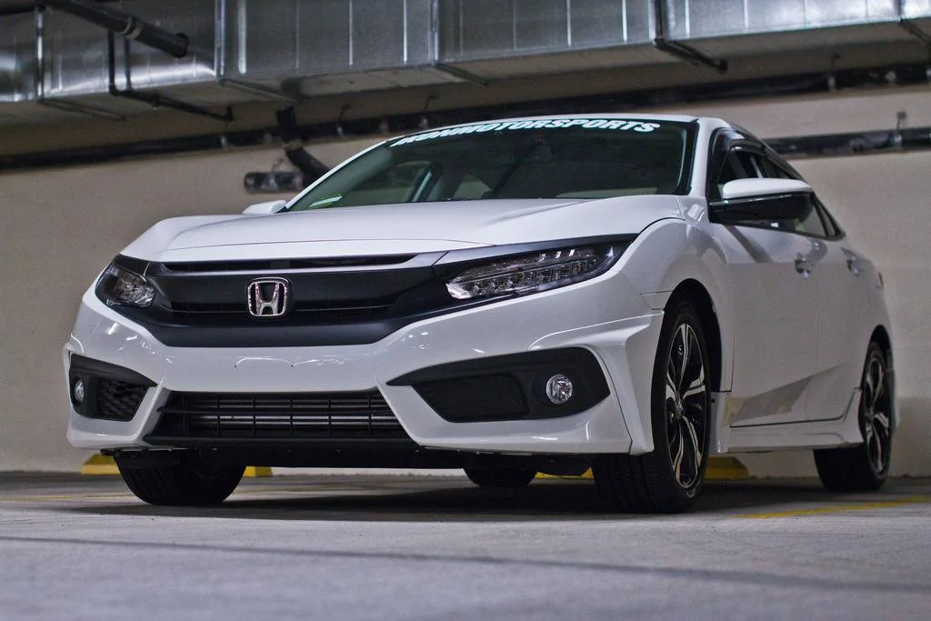 11th Gen Honda Civic 16-17 Civic 10th Gen Sedan - Front, Rear Lip, and side skirts. BODYKIT IMG_4378
