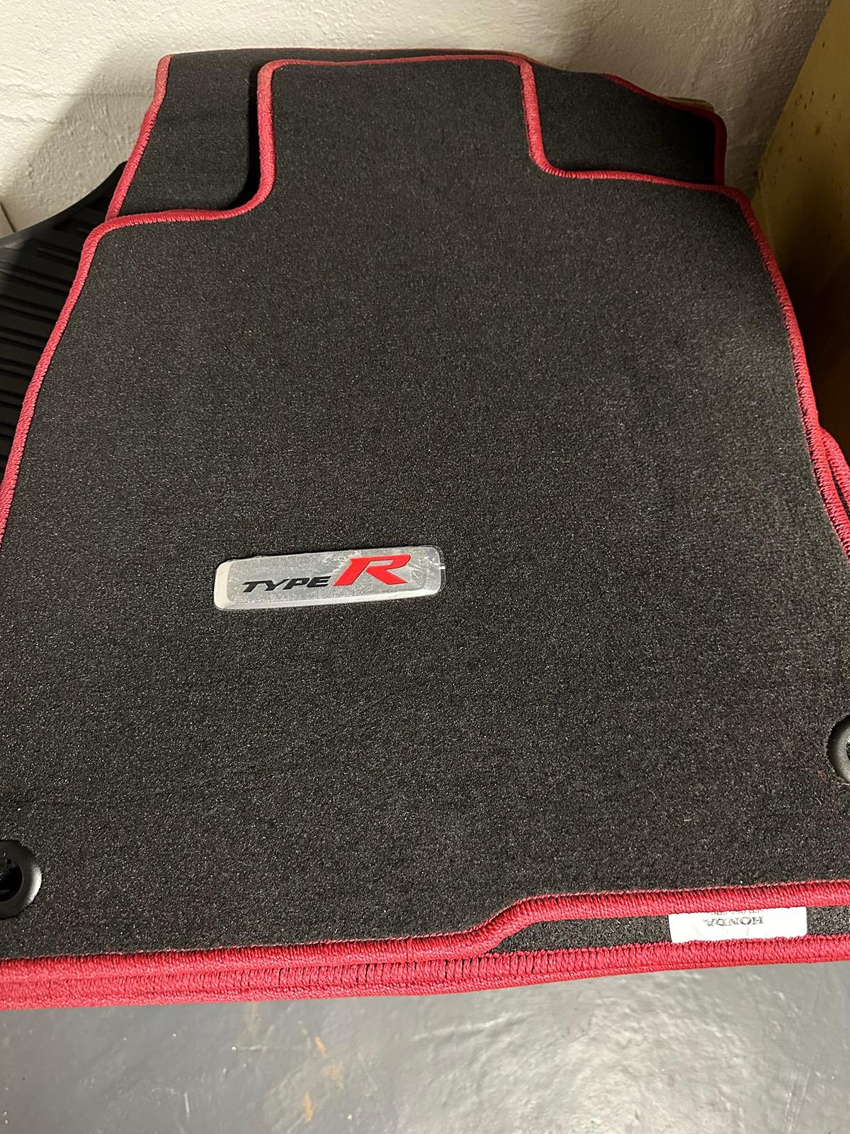 11th Gen Honda Civic Brand new type R mats IMG_4463