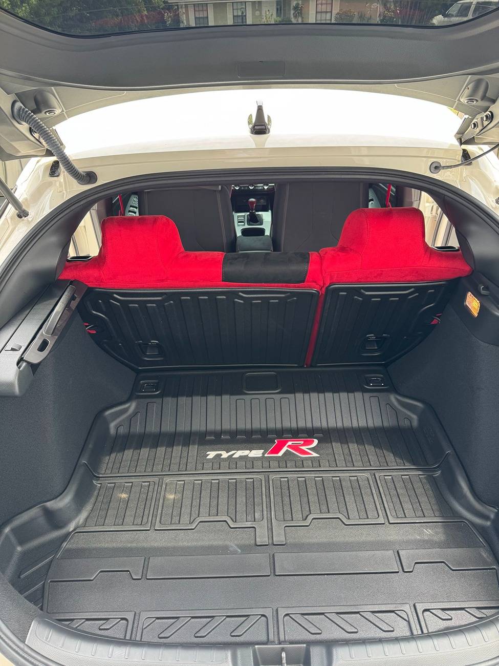 11th Gen Honda Civic Post your customized interior IMG_4512