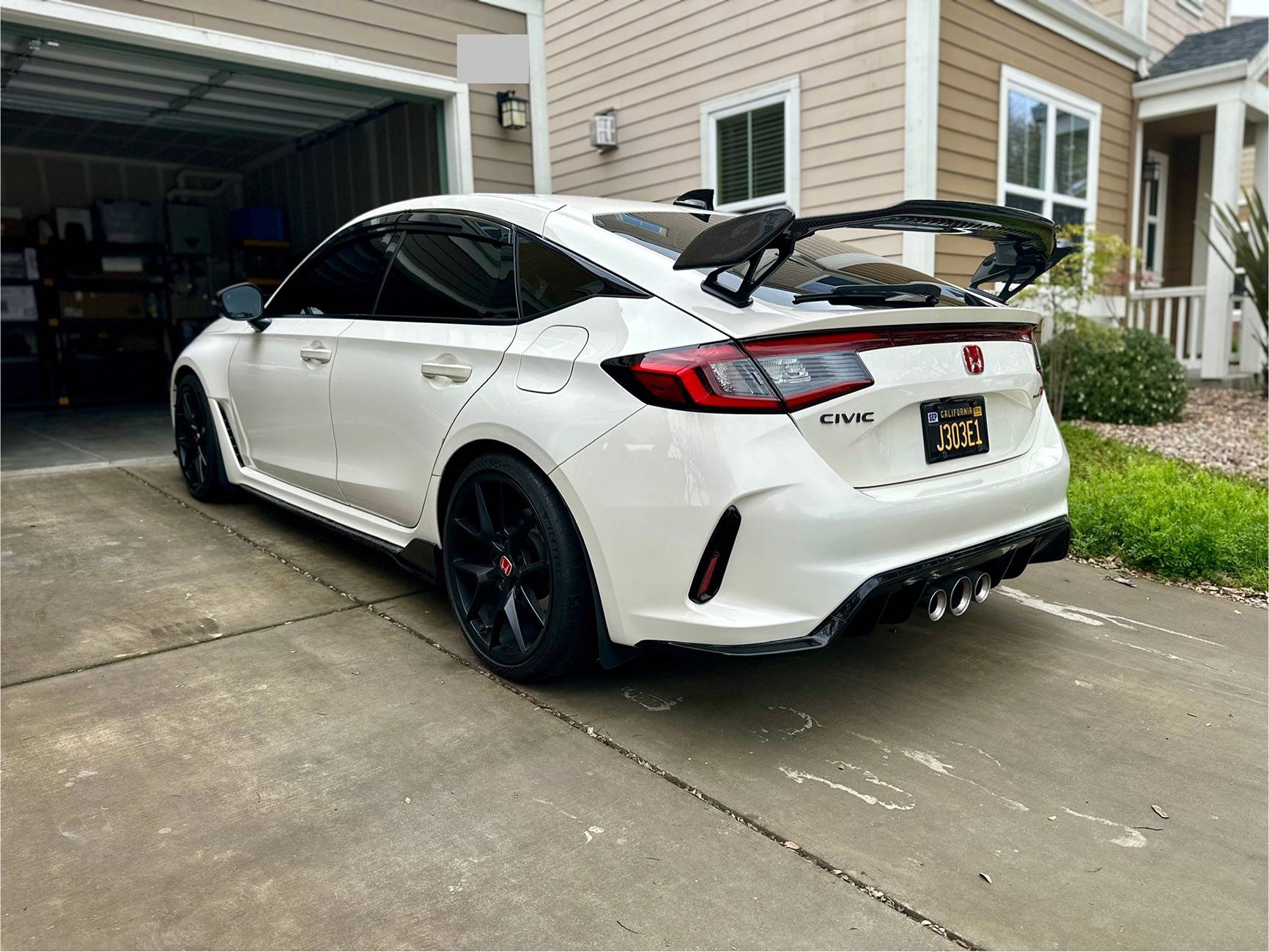 11th Gen Honda Civic What did you do to your FL5 today? IMG_4513