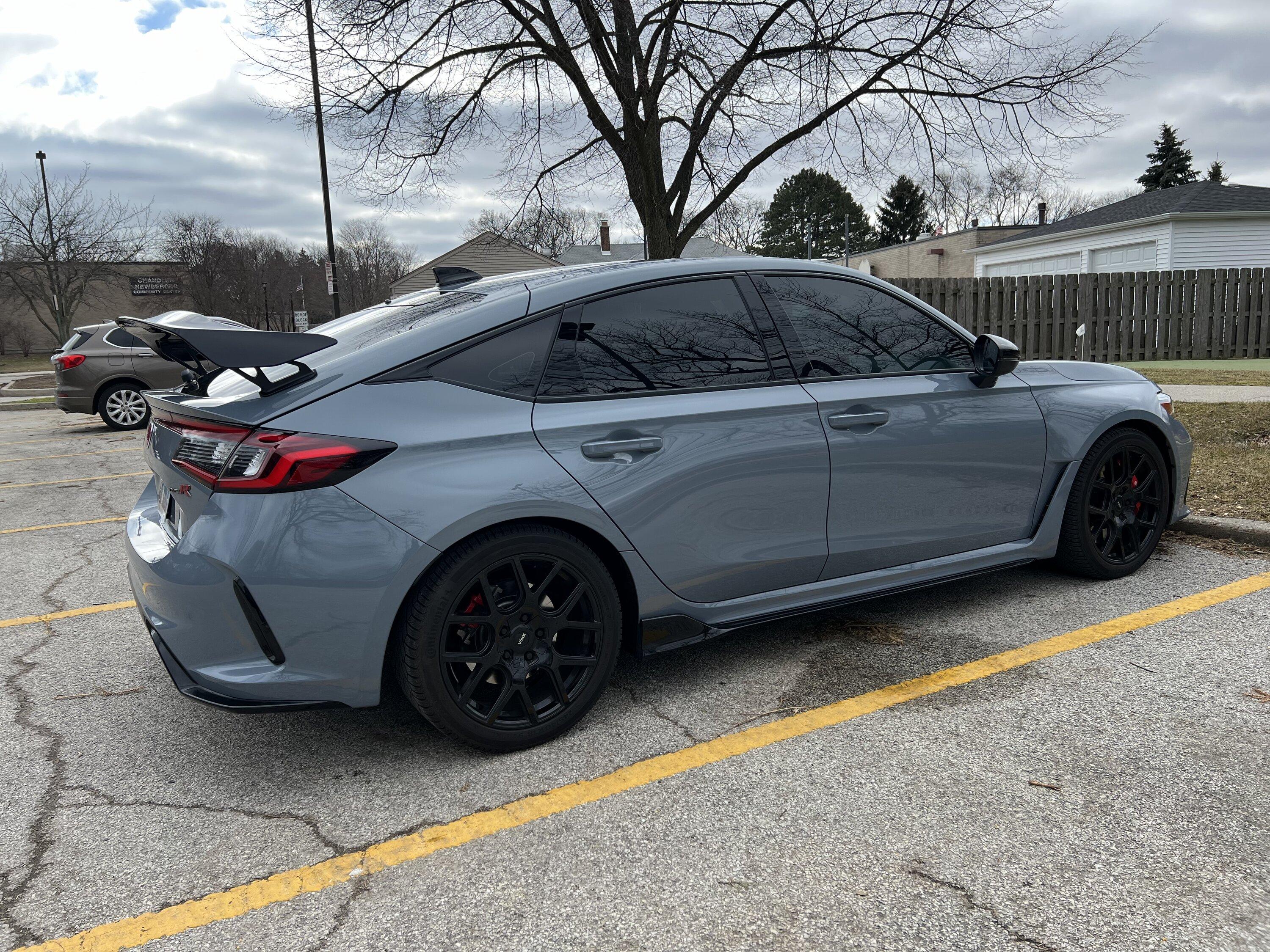 11th Gen Honda Civic [SOLD] 2023 Sonic Gray Civic Type R (For Sale) Chicago Land IMG_4634