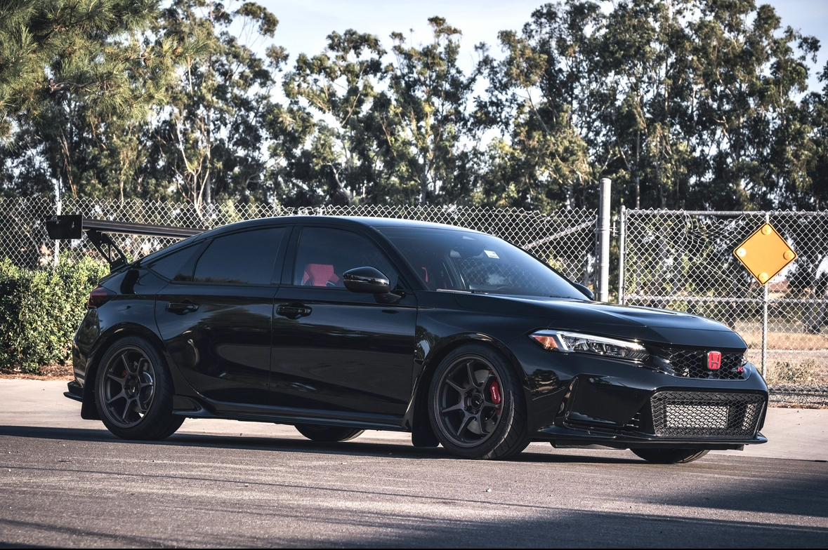 11th Gen Honda Civic ItsMeNickG’s Black Beauty FL5 Build IMG_4906