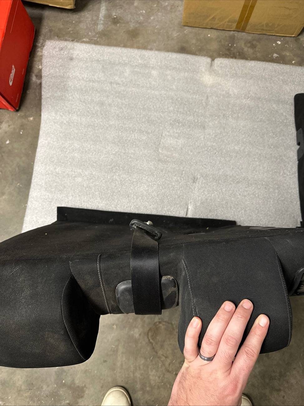 11th Gen Honda Civic Can 3-seat rear bench from Civic hatchback be fitted to FL5? IMG_4959