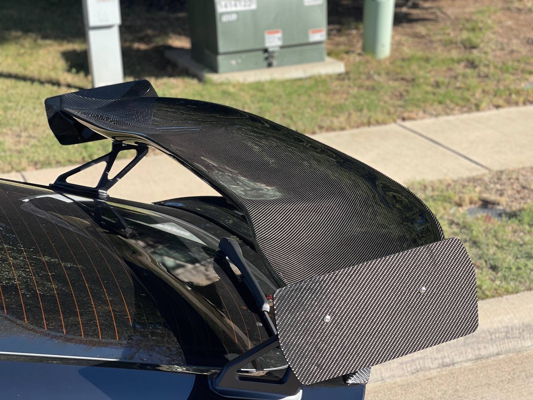 11th Gen Honda Civic OEM PARTS (CF wing, shift knob), OLM wing, 18’s wheels and more IMG_5069