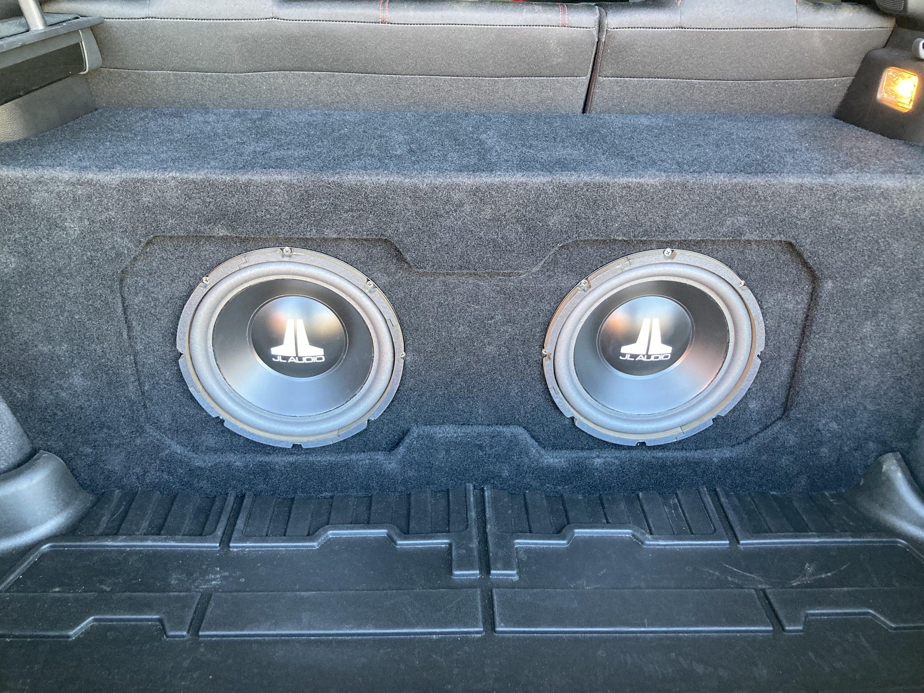 11th Gen Honda Civic Old school JL Audio sound IMG_5179