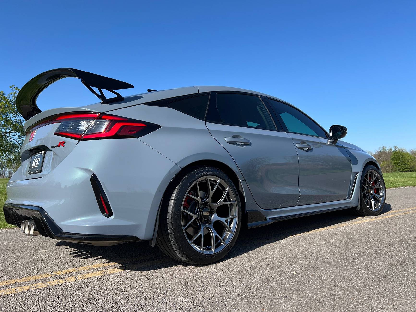 11th Gen Honda Civic Official Wheel Fitment Thread for 11th Gen FL5 Civic Type R IMG_5273