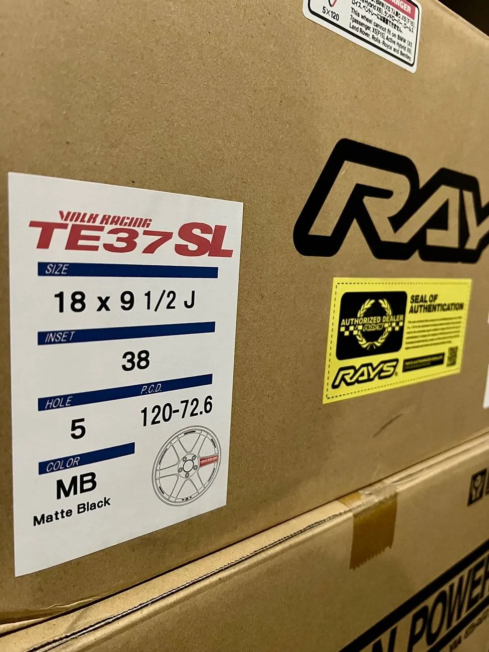 11th Gen Honda Civic SOLD - TE37SL 18x9.5 +38 5x120 IMG_5370