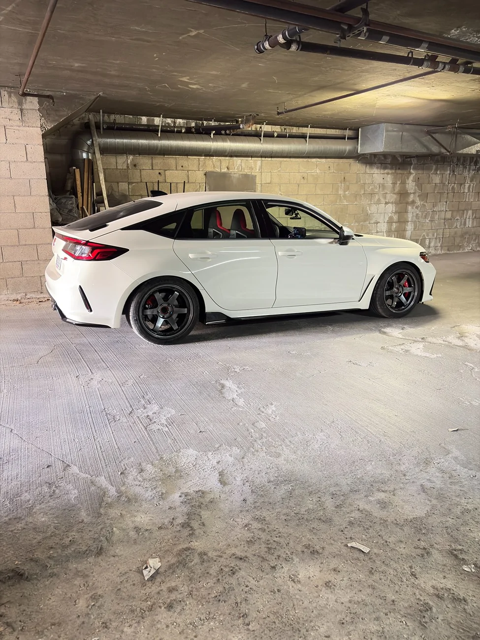 11th Gen Honda Civic Official CHAMPIONSHIP WHITE FL5 Type R Photos Thread IMG_5372