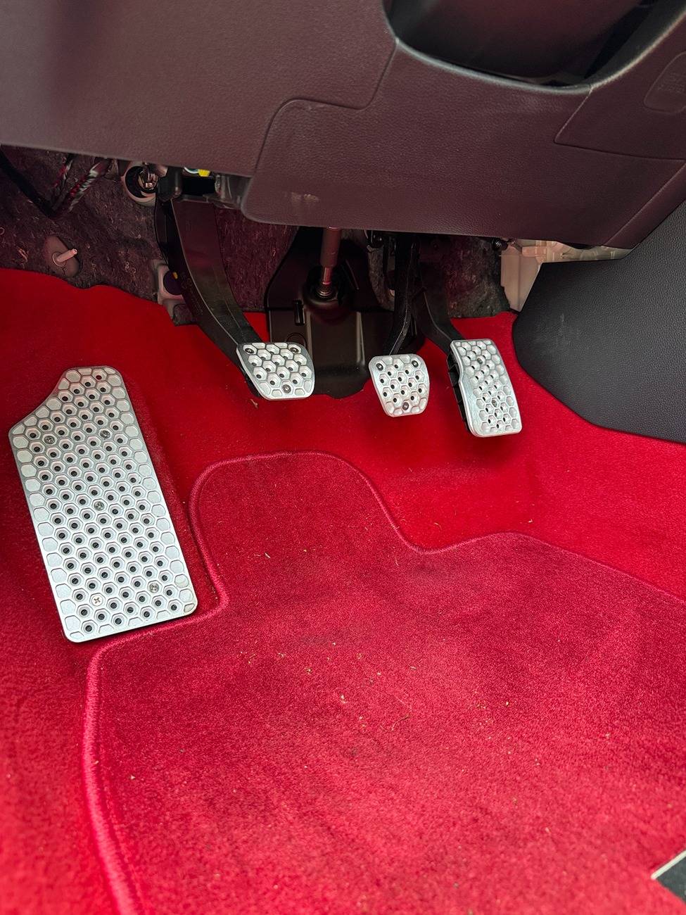 11th Gen Honda Civic SRP racing pedals IMG_5519.JPEG