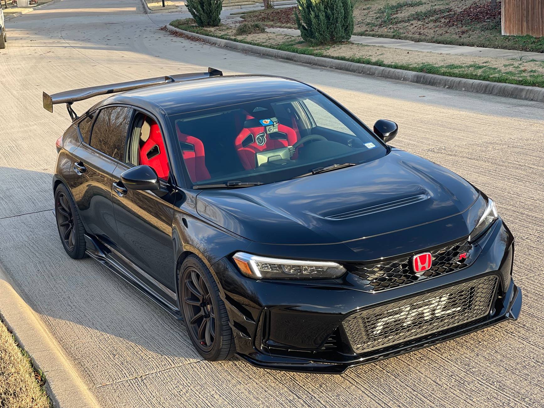 11th Gen Honda Civic OEM PARTS (CF wing, shift knob), OLM wing, 18’s wheels and more IMG_5644