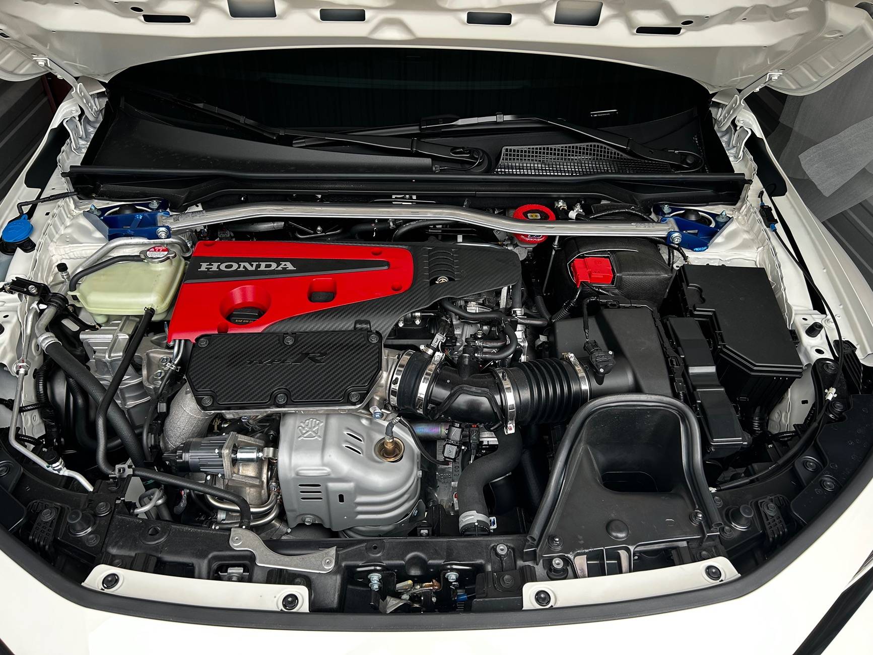 11th Gen Honda Civic Seam sealer cracking on strut tower IMG_5705