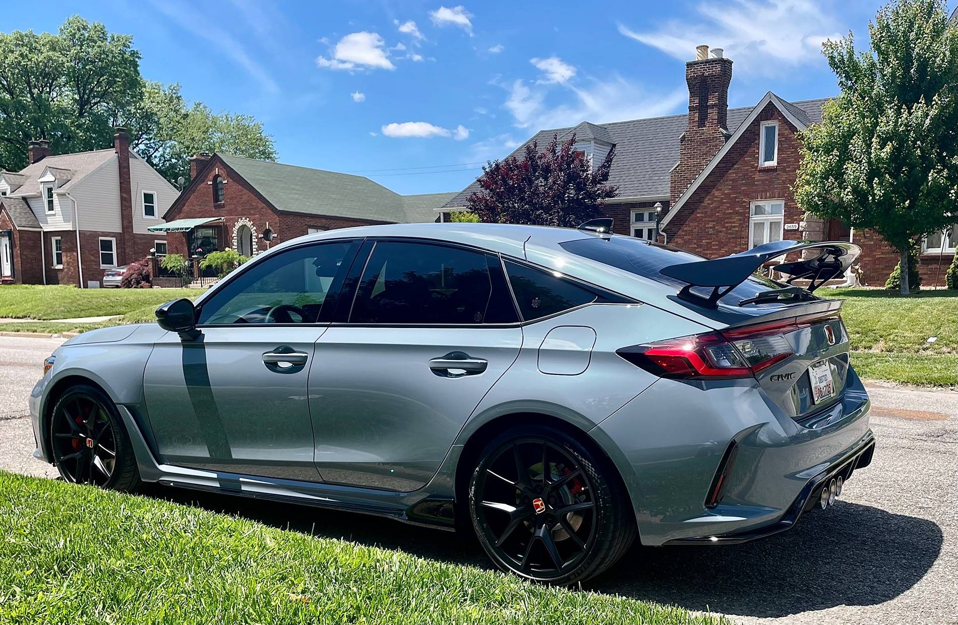 11th Gen Honda Civic Official SONIC GRAY PEARL FL5 Type R Photos Thread IMG_5781
