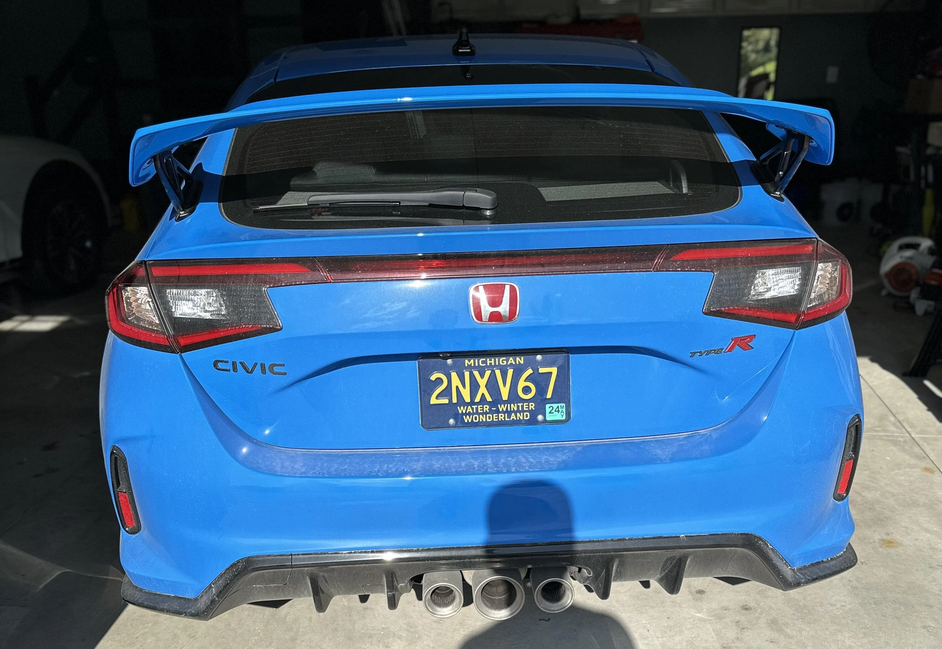 11th Gen Honda Civic FL5 Type R Spoiler Painted Boost Blue IMG_5808
