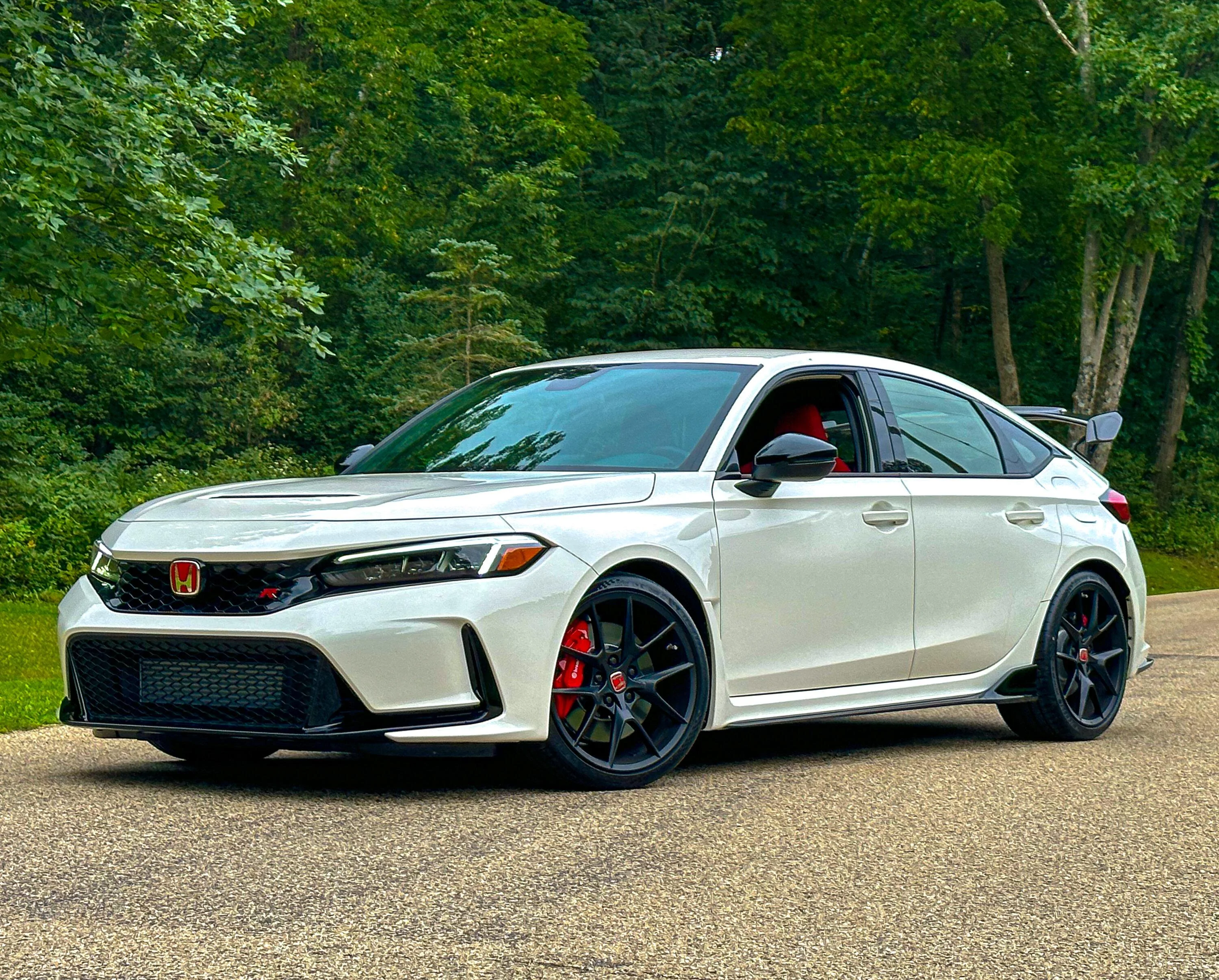 11th Gen Honda Civic Post your FL5 Civic Type R delivery pics! 🙌 📸 IMG_5951