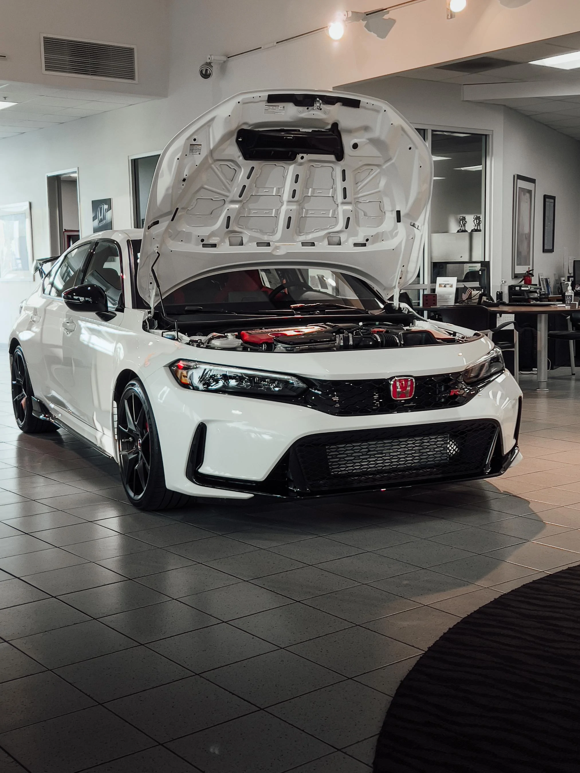 11th Gen Honda Civic Post your FL5 Civic Type R delivery pics! 🙌 📸 IMG_5952