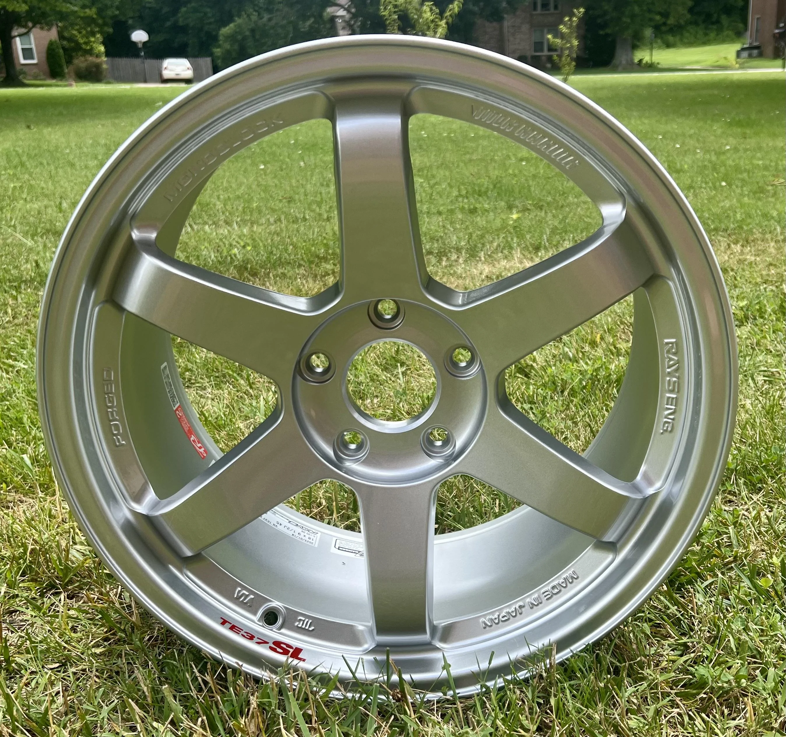 11th Gen Honda Civic Volk TE37SL 18x9.5 +45 (New in box) IMG_6021