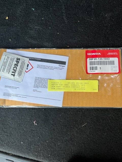 11th Gen Honda Civic For Sale Brand New Parts Lasfit floormats, HPD Emblem, OEM Black Honda Emblems, OEM Black Lug Nuts IMG_6135