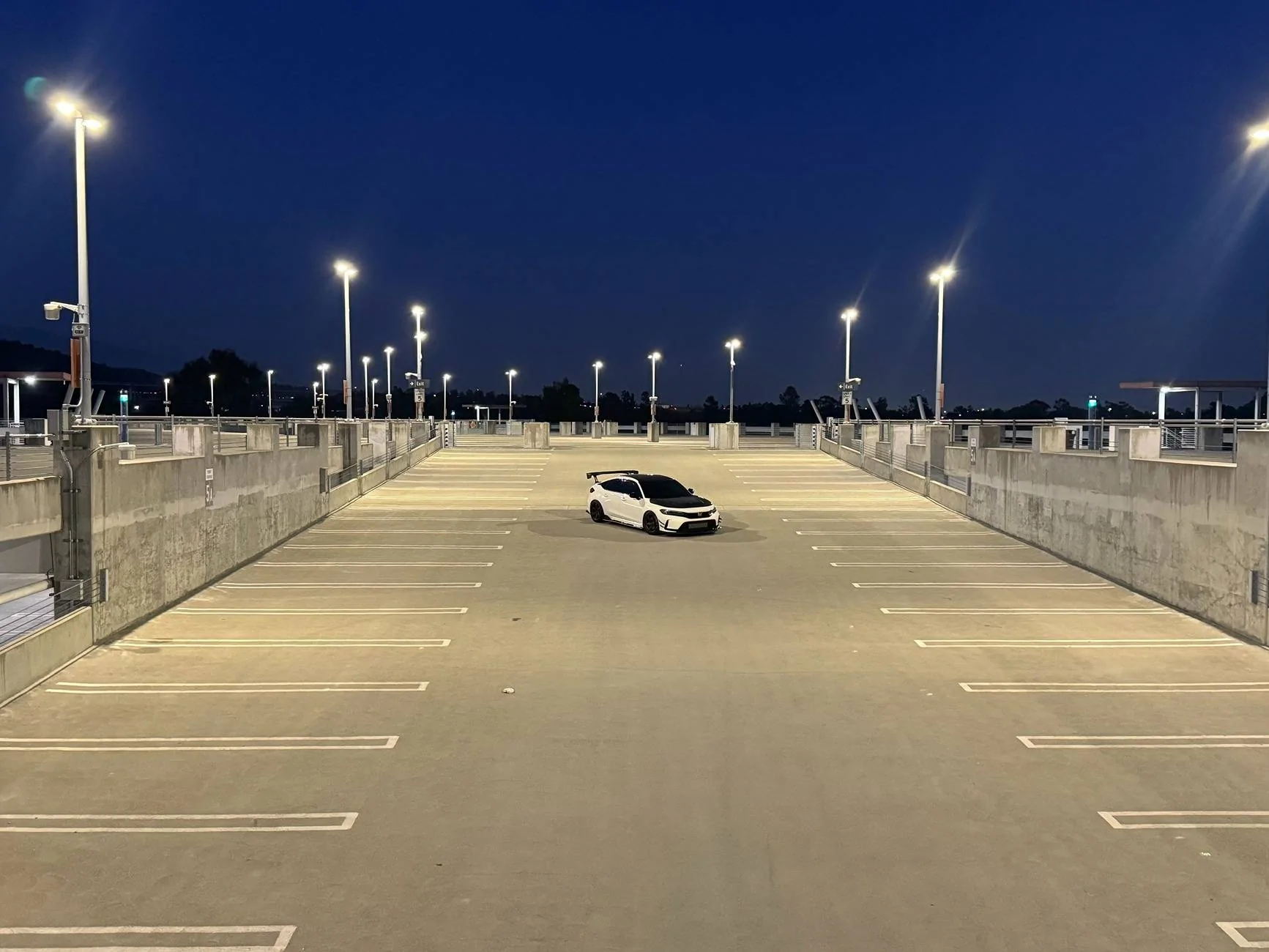 11th Gen Honda Civic Official CHAMPIONSHIP WHITE FL5 Type R Photos Thread IMG_6435