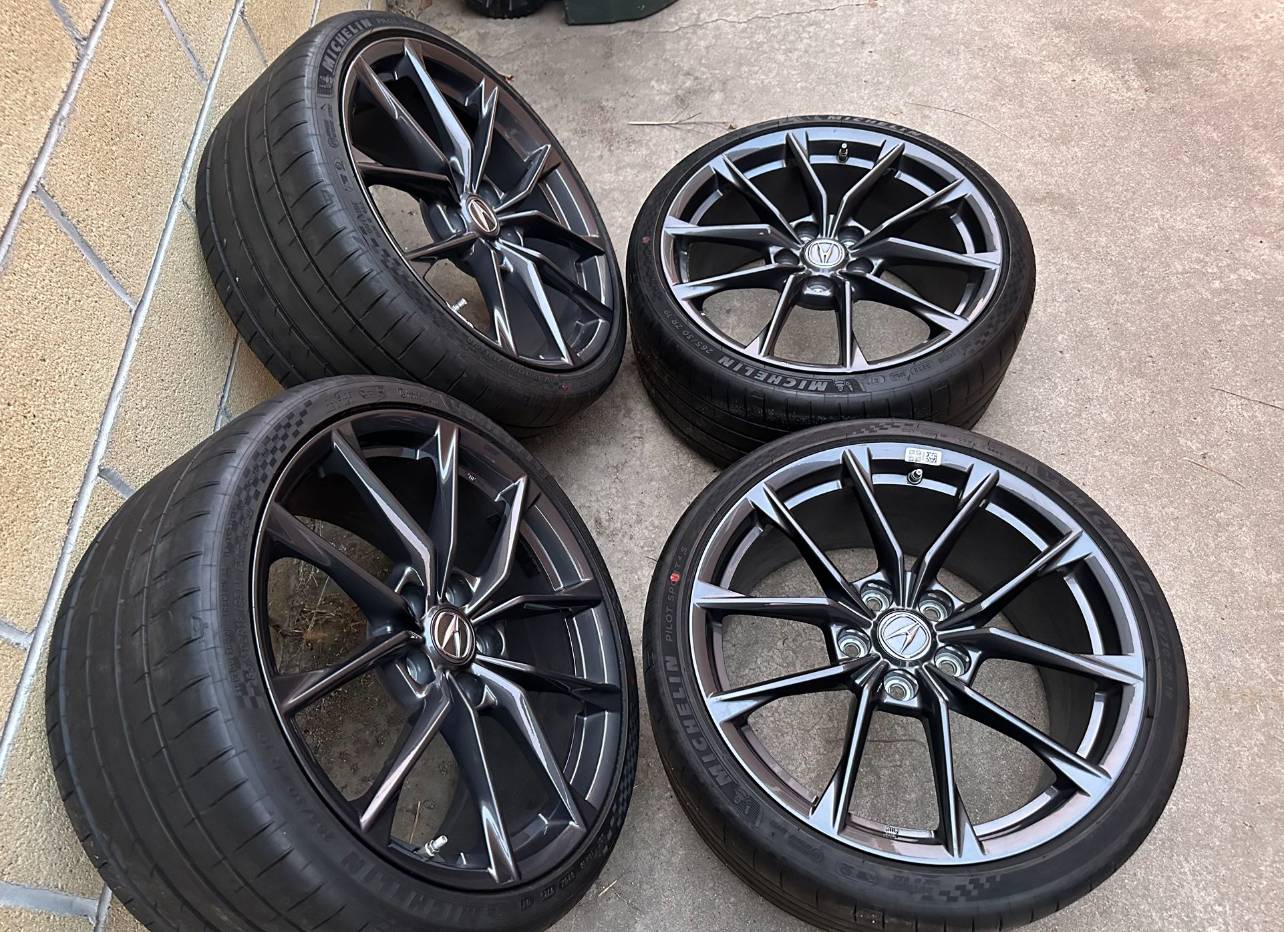 11th Gen Honda Civic FS: NEW 2024-2025 Acura Integra Type-S Wheels and Tires $1600 IMG_6789