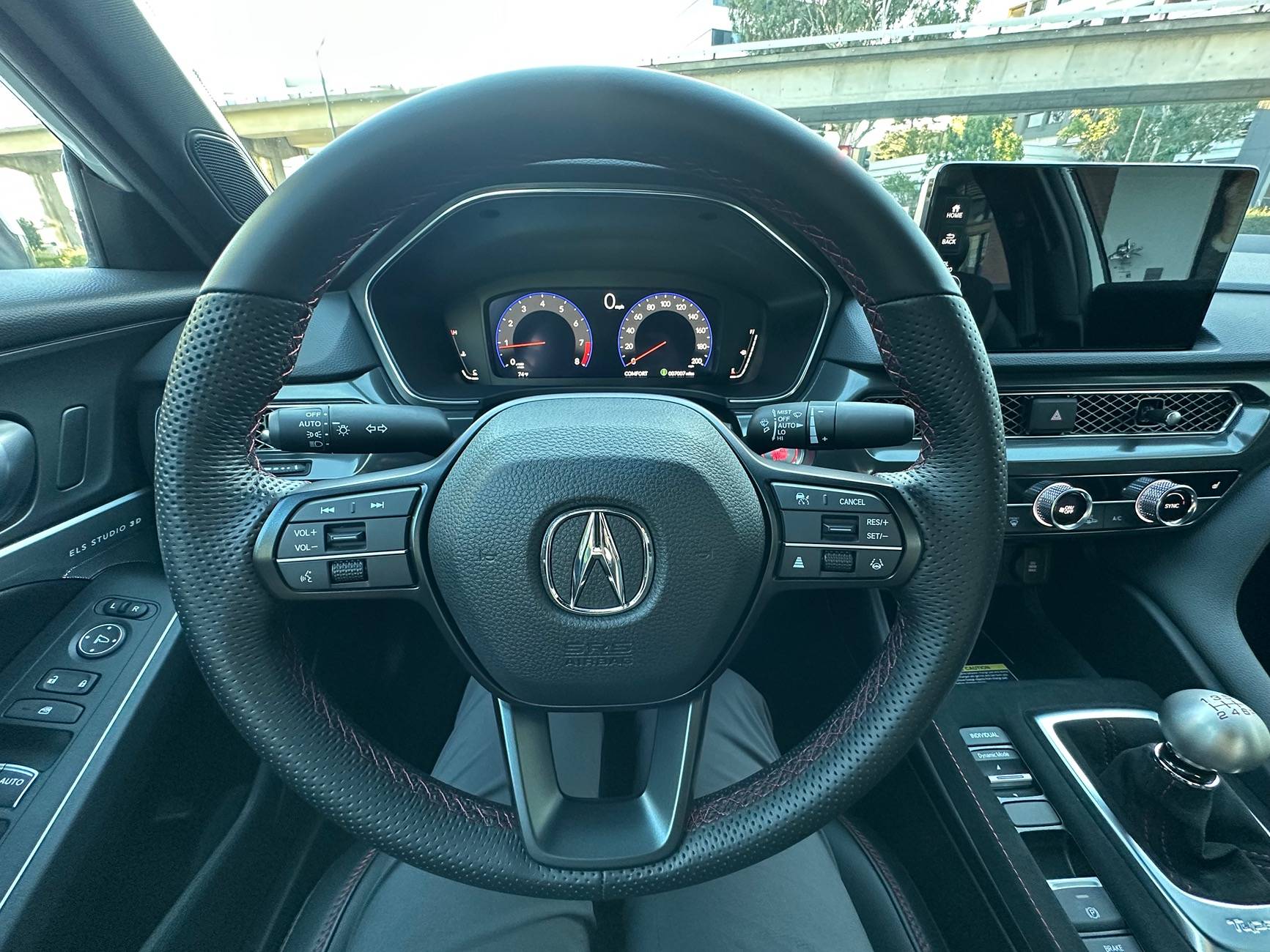 11th Gen Honda Civic Plastic Trim Around Steering Wheel Deformed IMG_7177