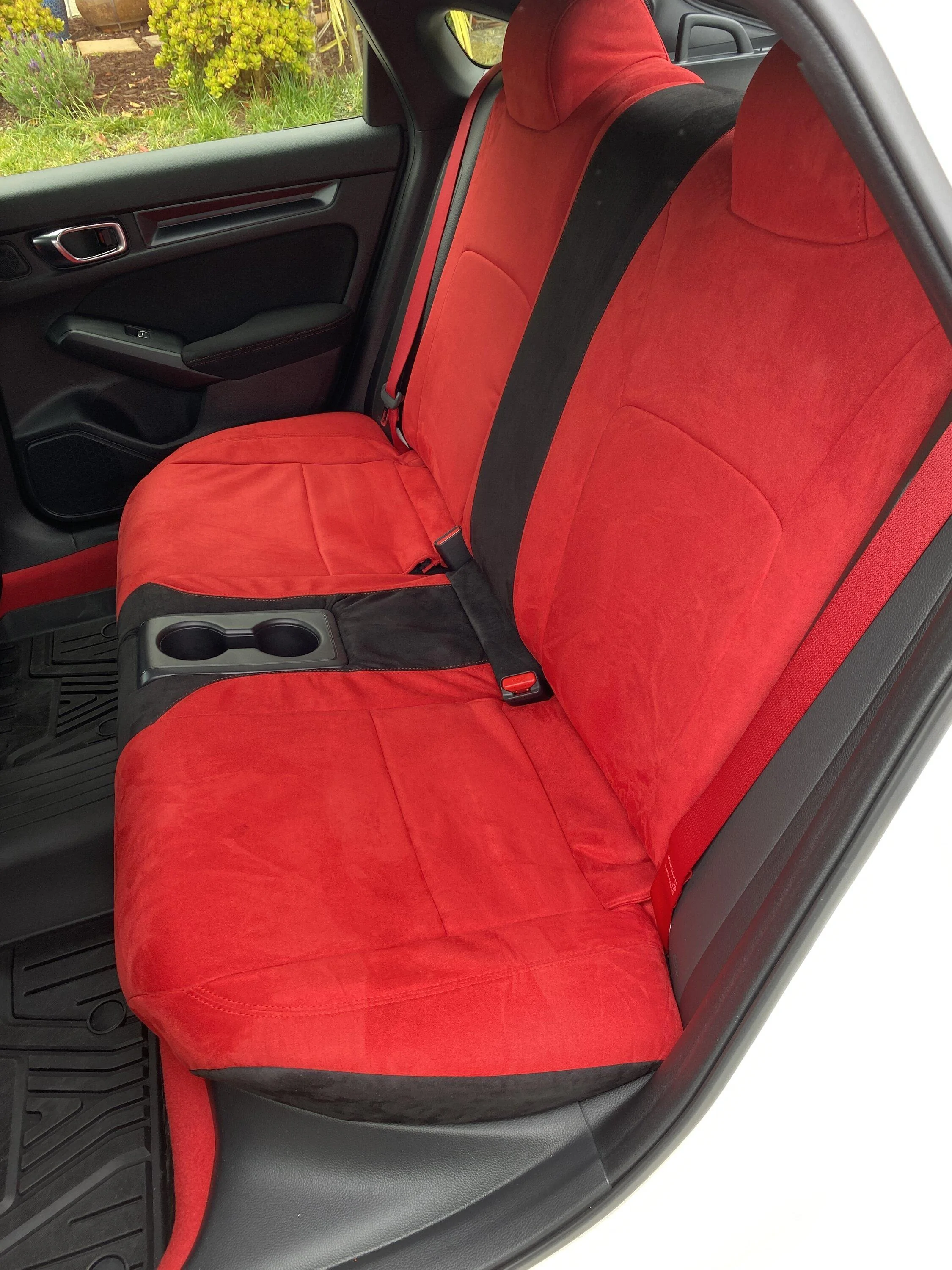 11th Gen Honda Civic Any recommended front seat covers for FL5 Type-R ? IMG_7278
