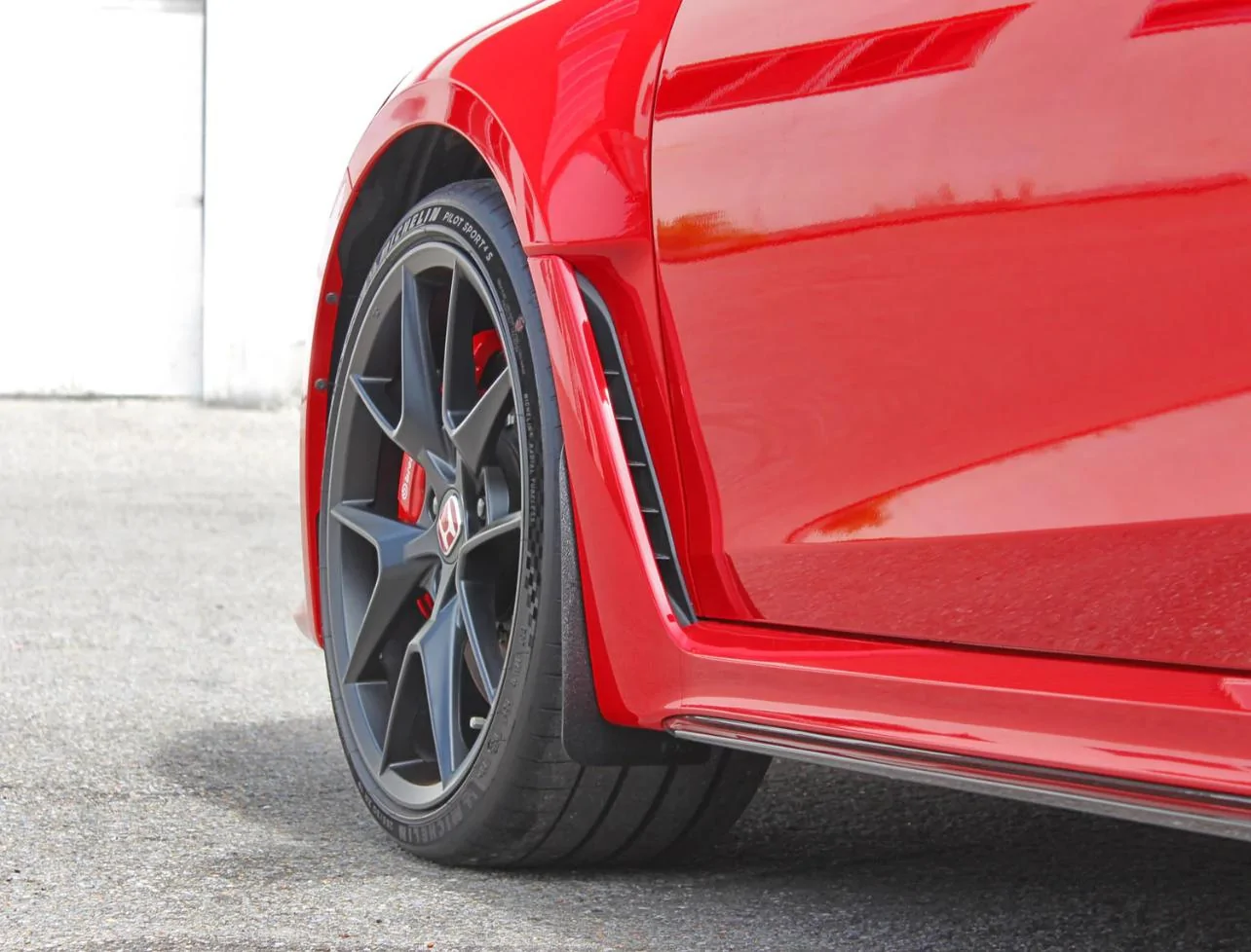 11th Gen Honda Civic FX3D rock guards IMG_7318