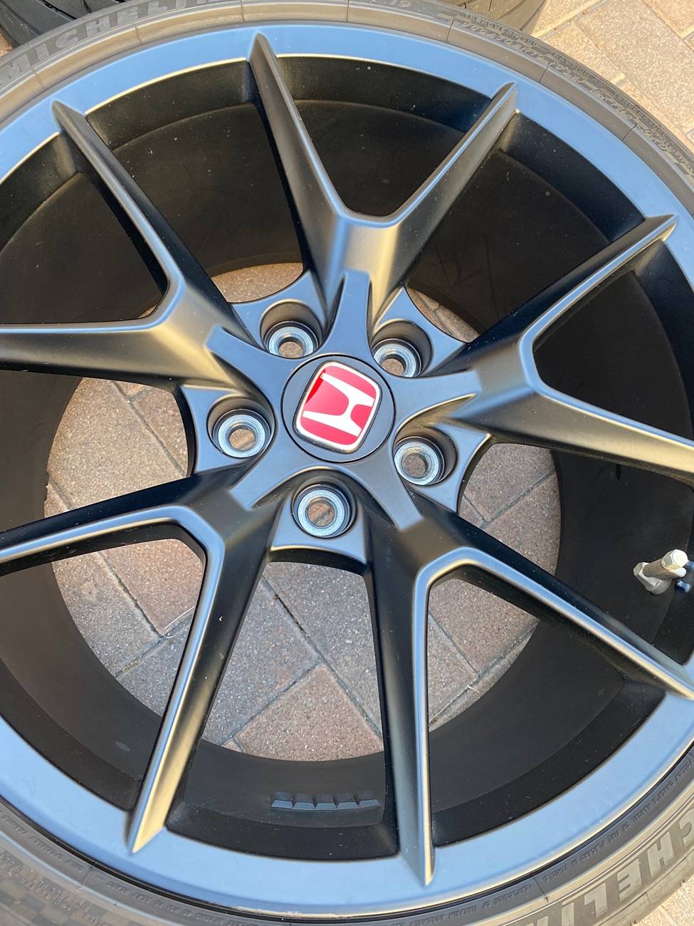 11th Gen Honda Civic SOLD: OEM 2023 FL5 Type R Rims and Tires IMG_7467