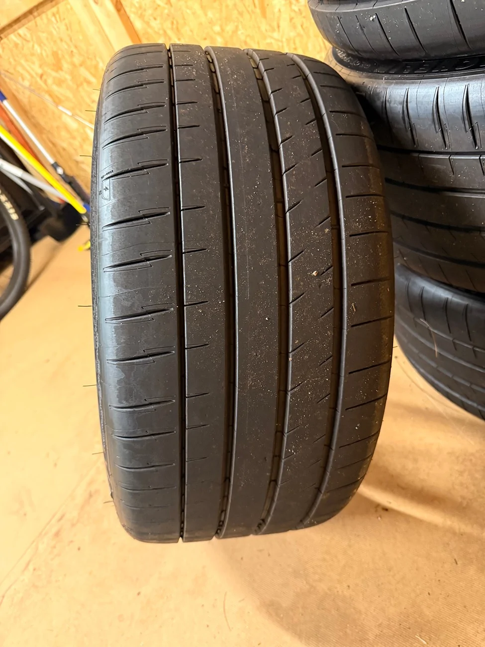 11th Gen Honda Civic OEM FL5 Type R Wheels and Tires (ESSENTIALLY NEW) - $2000 IMG_7518