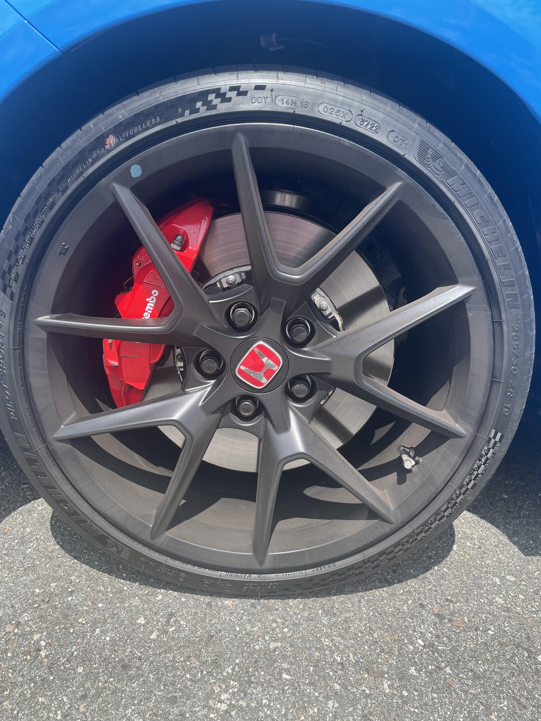 11th Gen Honda Civic SOLD Stock OEM FL5 Rims - VA/DC Area - 1 rim scuffed / ~350 miles Pics Added IMG_7621