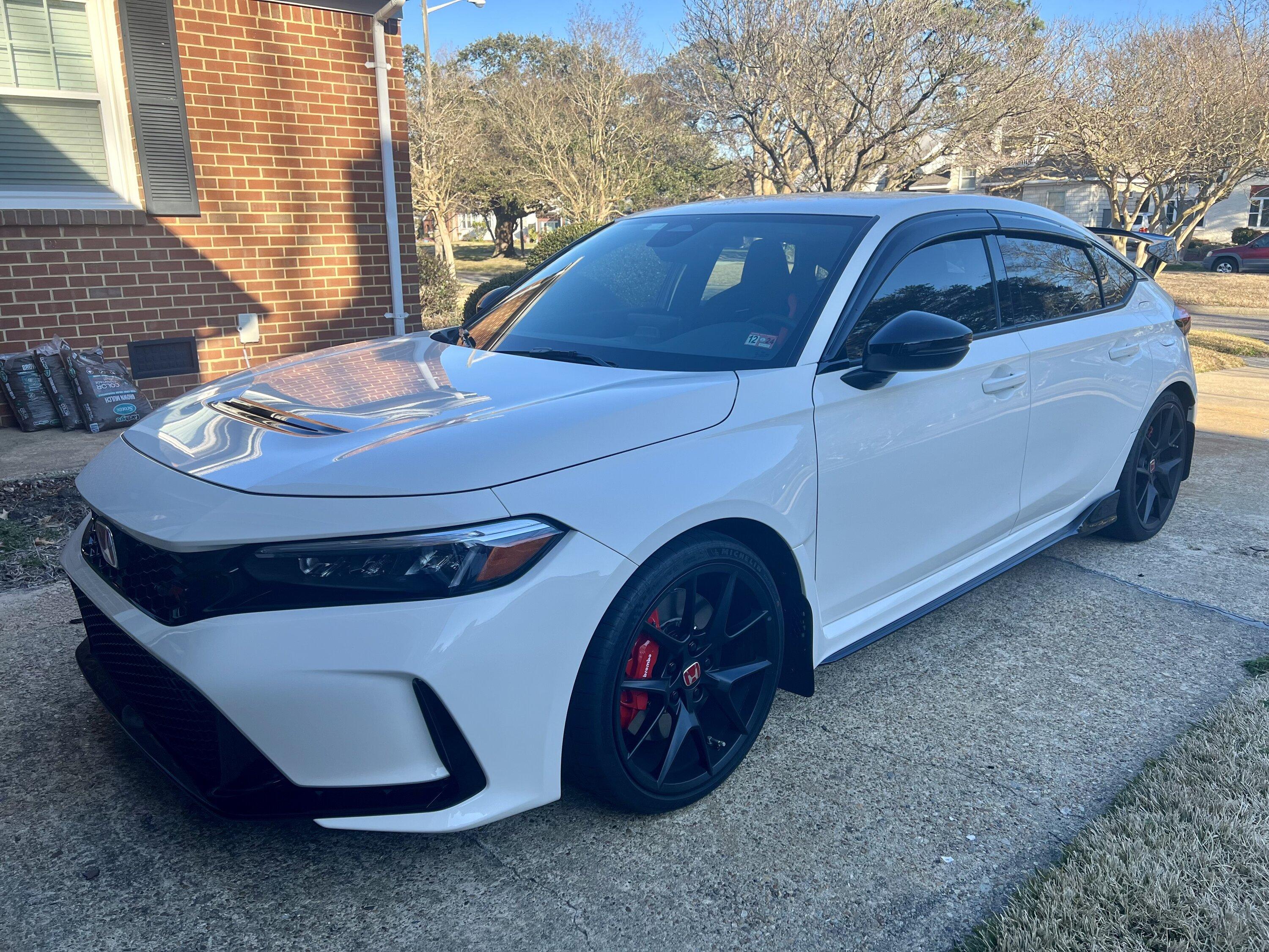11th Gen Honda Civic Official CHAMPIONSHIP WHITE FL5 Type R Photos Thread IMG_7630