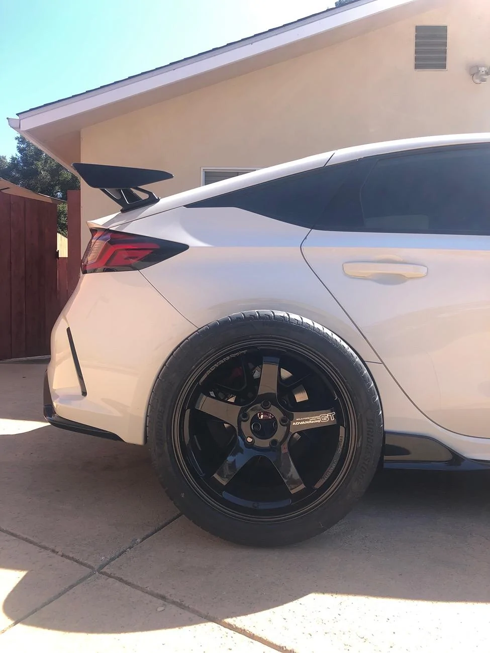 11th Gen Honda Civic Advan GT Premium w/ 275/35 Tires IMG_7715