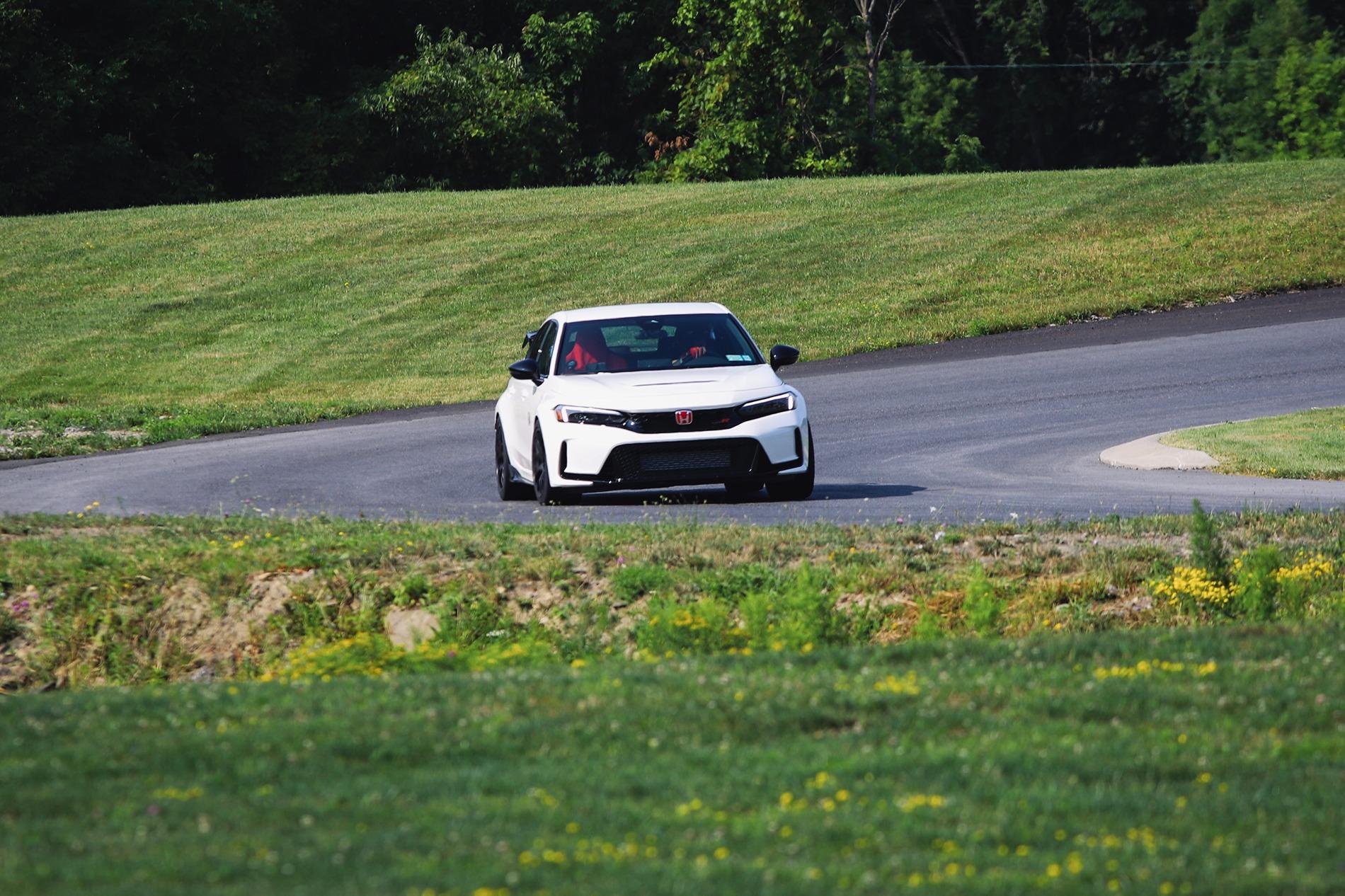 11th Gen Honda Civic *The FL5 Track Junkie Thread* IMG_7879