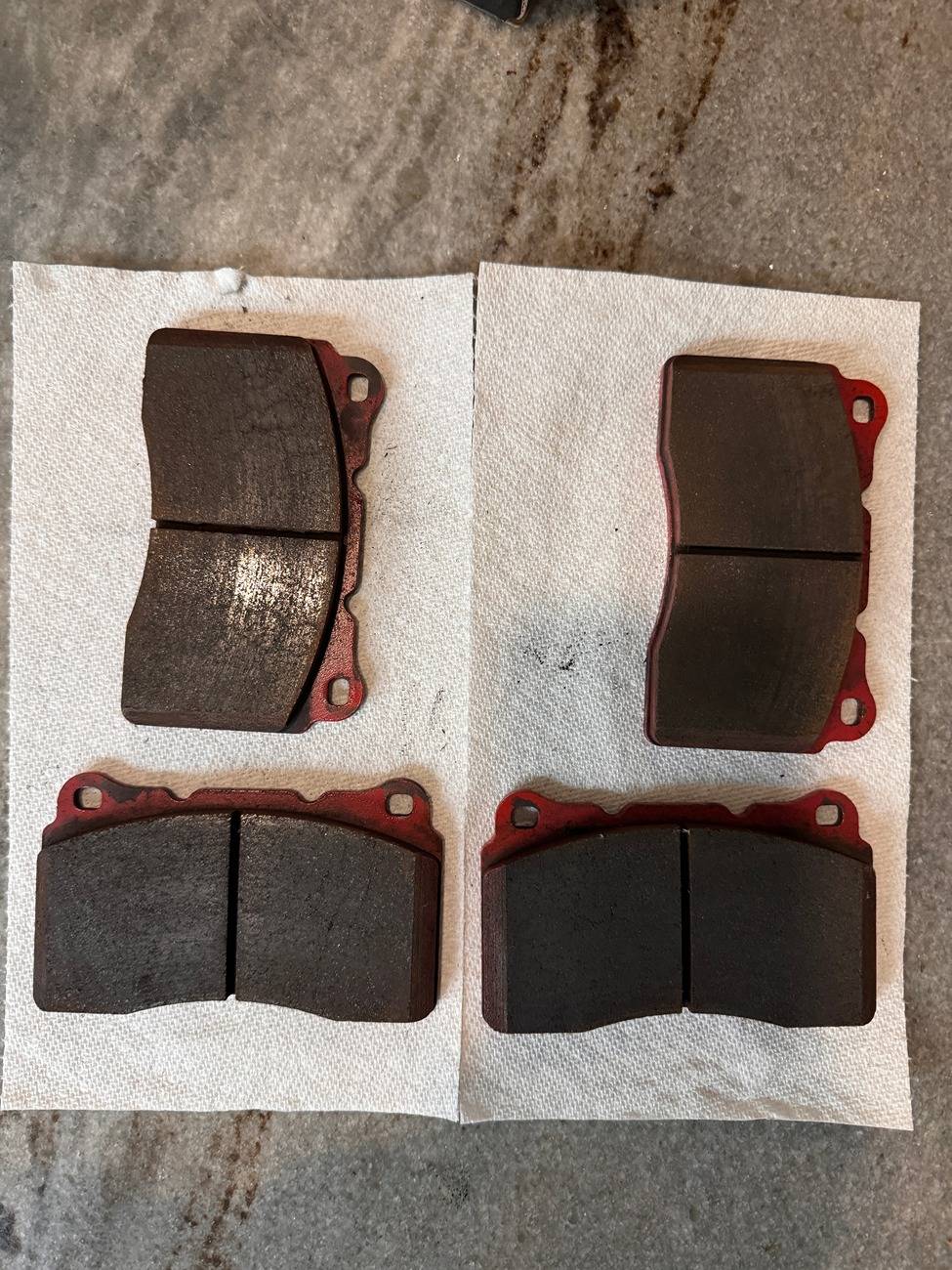 11th Gen Honda Civic FS: Paragon R5 Front brake pads IMG_8099.JPG