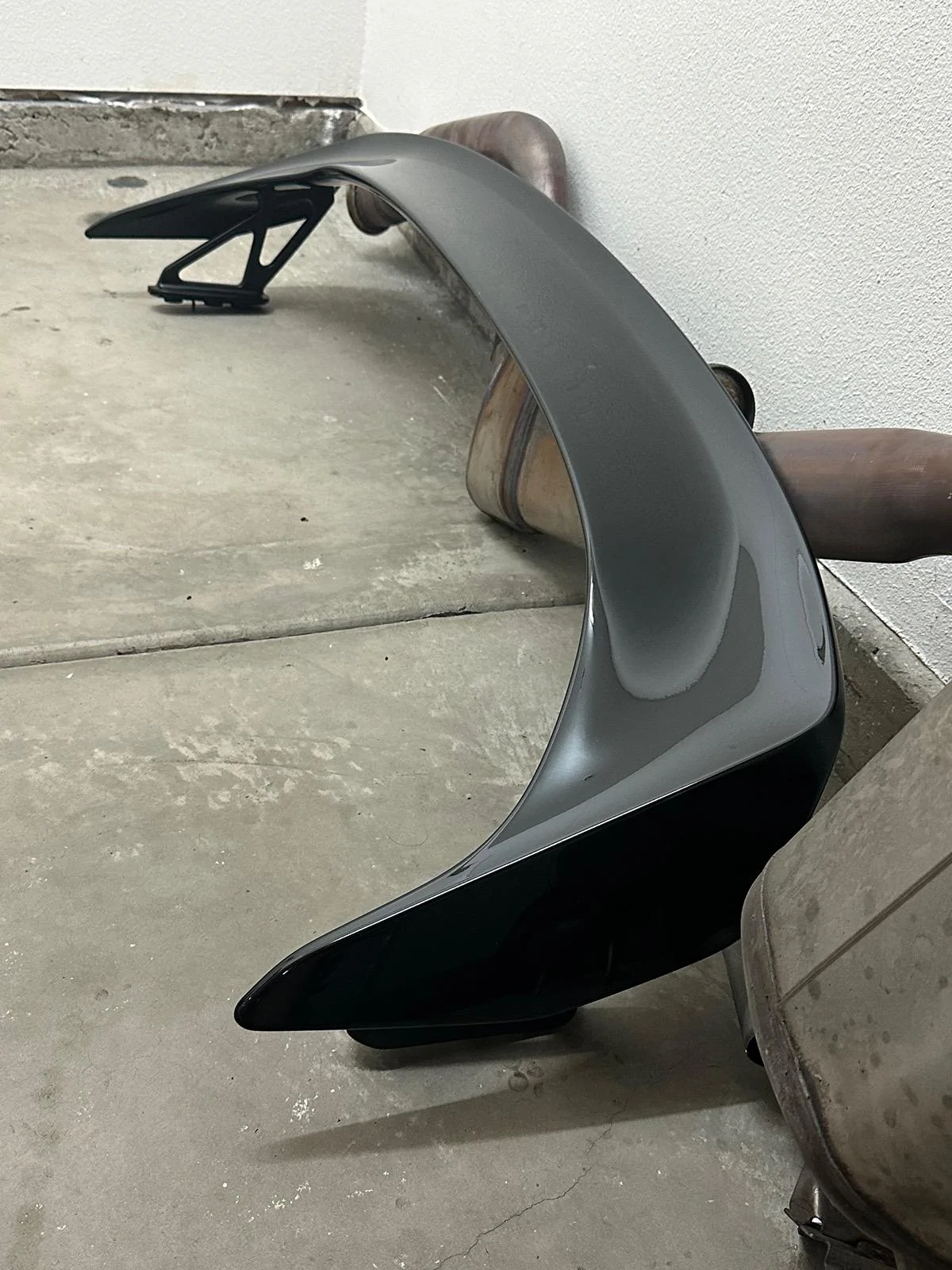 11th Gen Honda Civic FL5 OEM Parts (Floormats, Springs, Rear Spoiler) IMG_8284