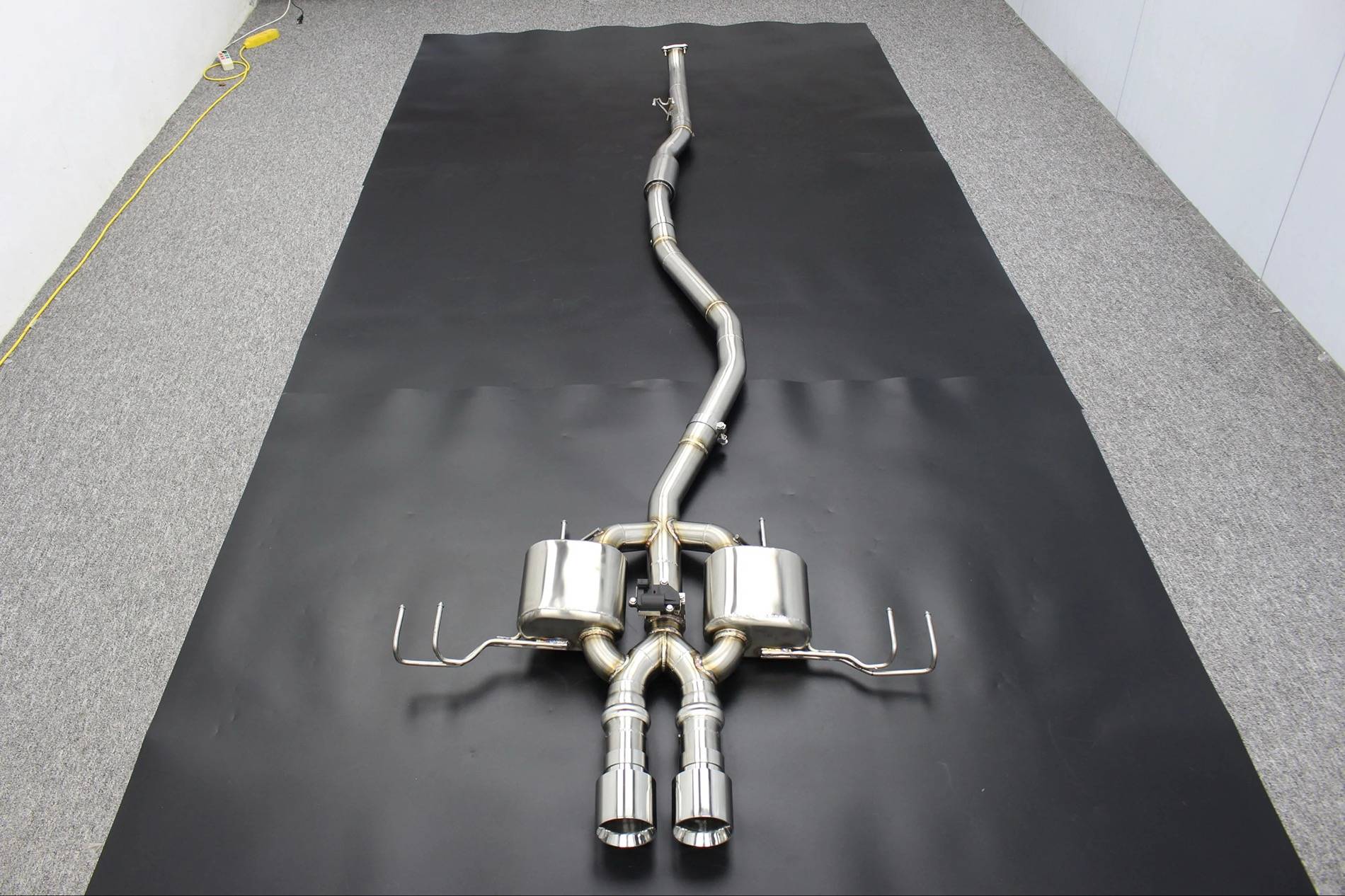 11th Gen Honda Civic Aeroflow Dynamics titanium exhaust IMG_8370