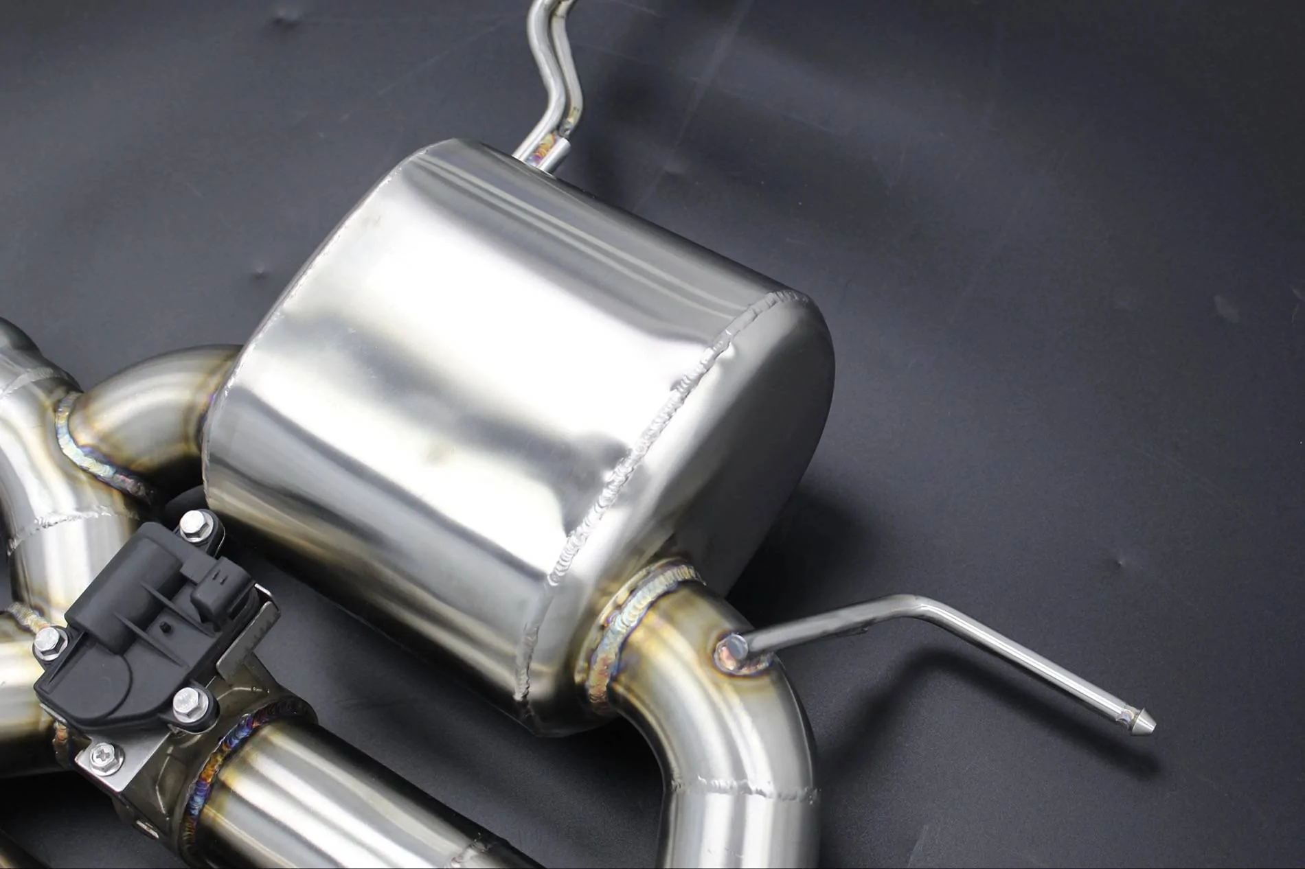 11th Gen Honda Civic Aeroflow Dynamics titanium exhaust IMG_8378