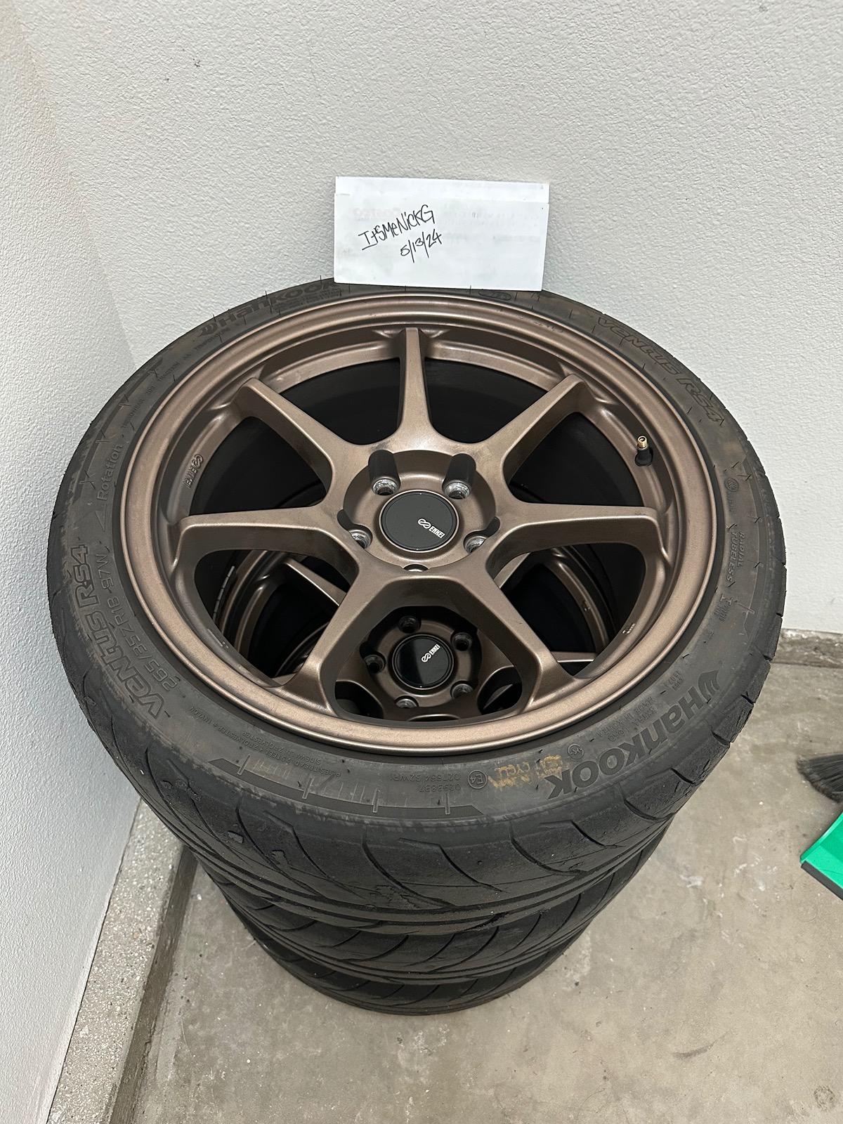 11th Gen Honda Civic 18x9.5 +45 Enkei TS-7 w/ 265/35/18 Hankook RS-4 IMG_8629