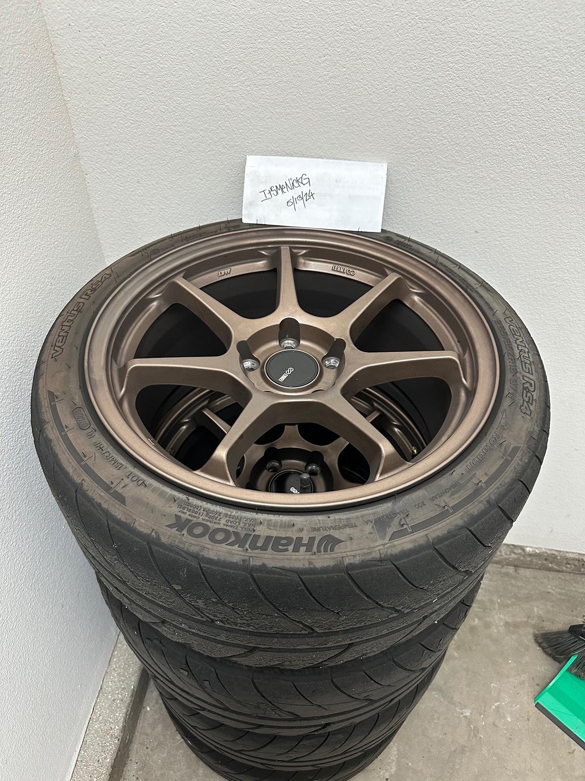 11th Gen Honda Civic 18x9.5 +45 Enkei TS-7 w/ 265/35/18 Hankook RS-4 IMG_8631