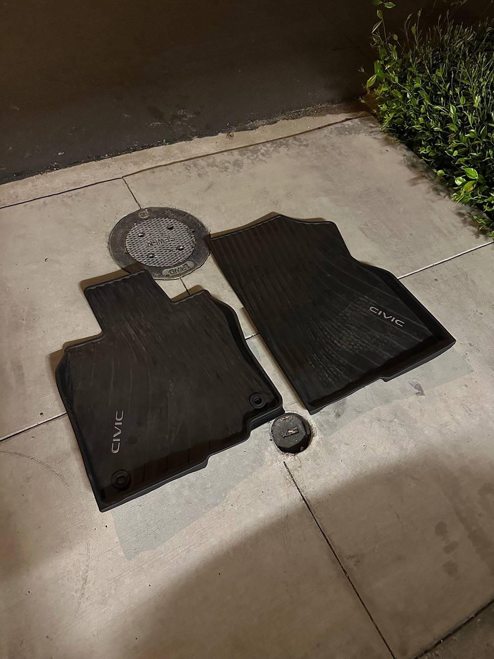 11th Gen Honda Civic *GONE* FREE: Front OEM All Weather Mats IMG_8872