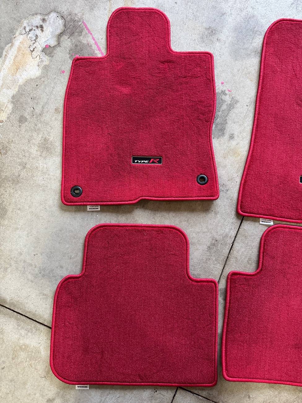 11th Gen Honda Civic FS - OEM FL5 Floor Mats - Like new IMG_8943