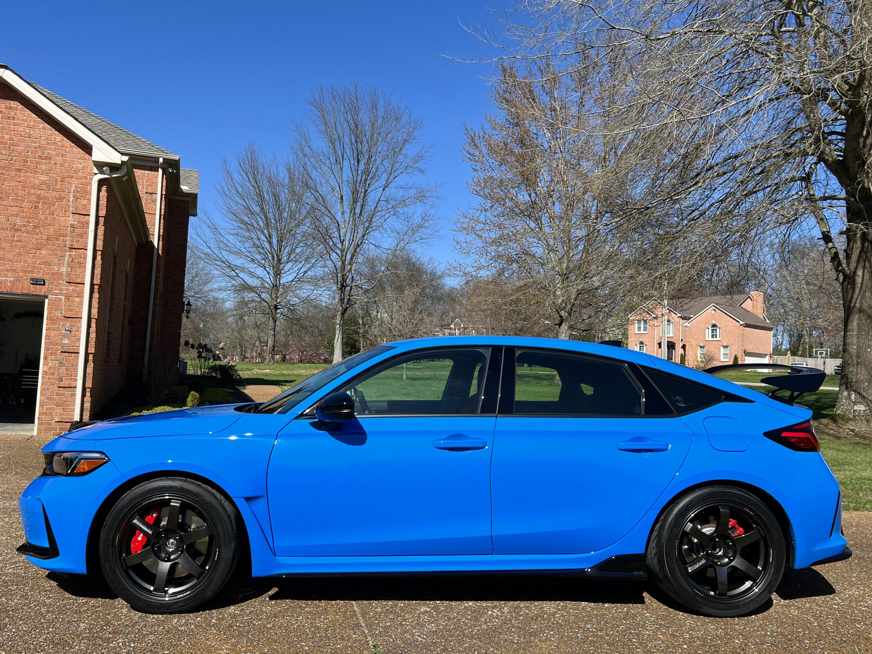 11th Gen Honda Civic Official BOOST BLUE FL5 Type R Photos Thread IMG_9088